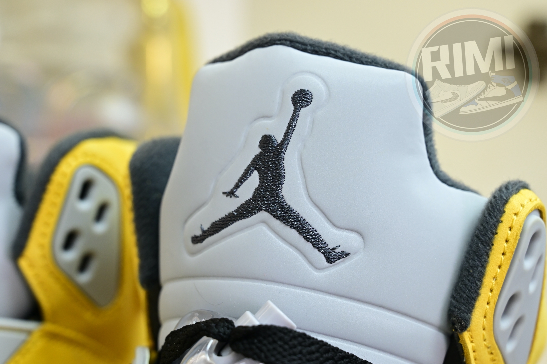 Air Jordan 5 Retro