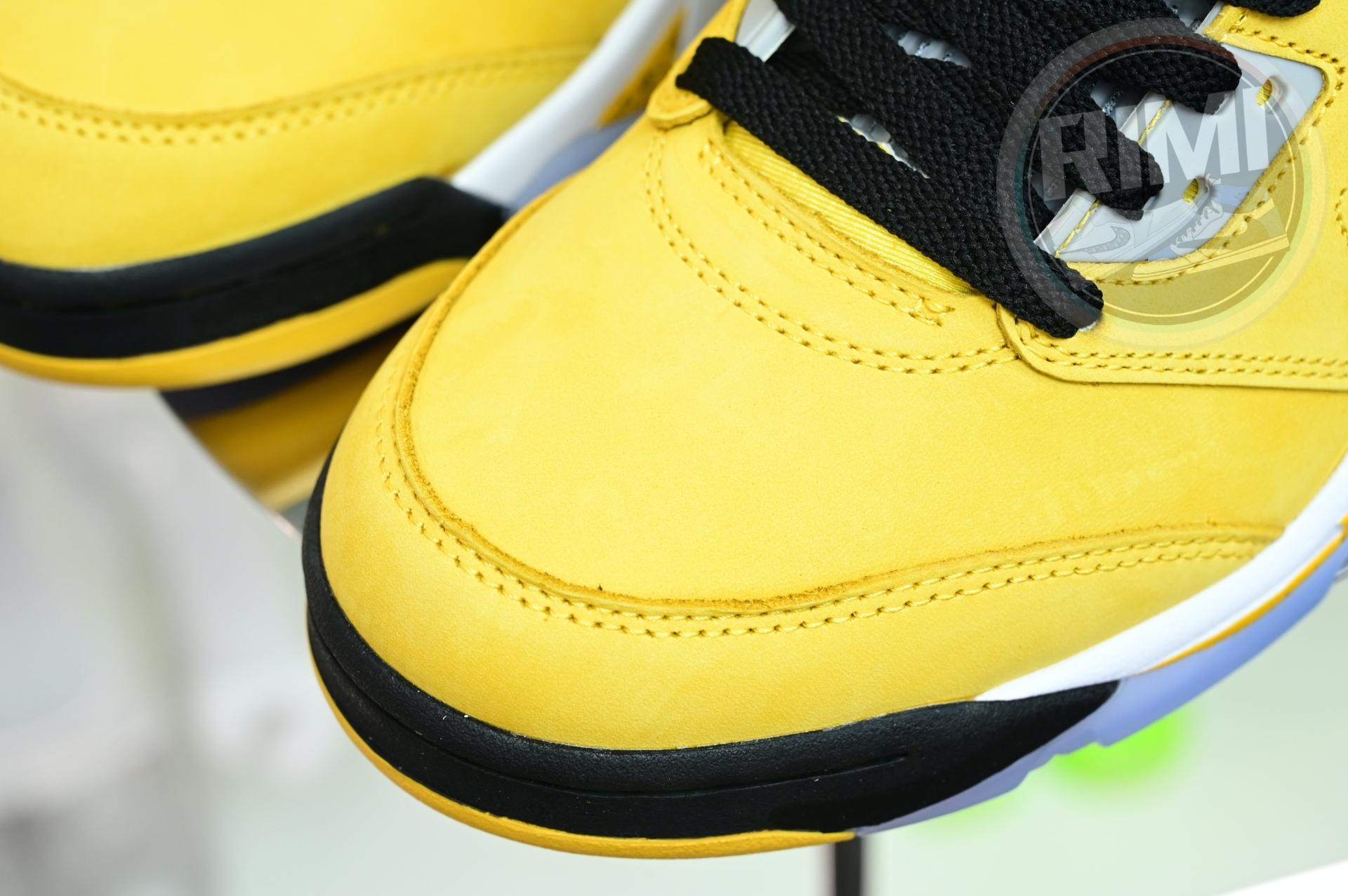 Air Jordan 5 Retro