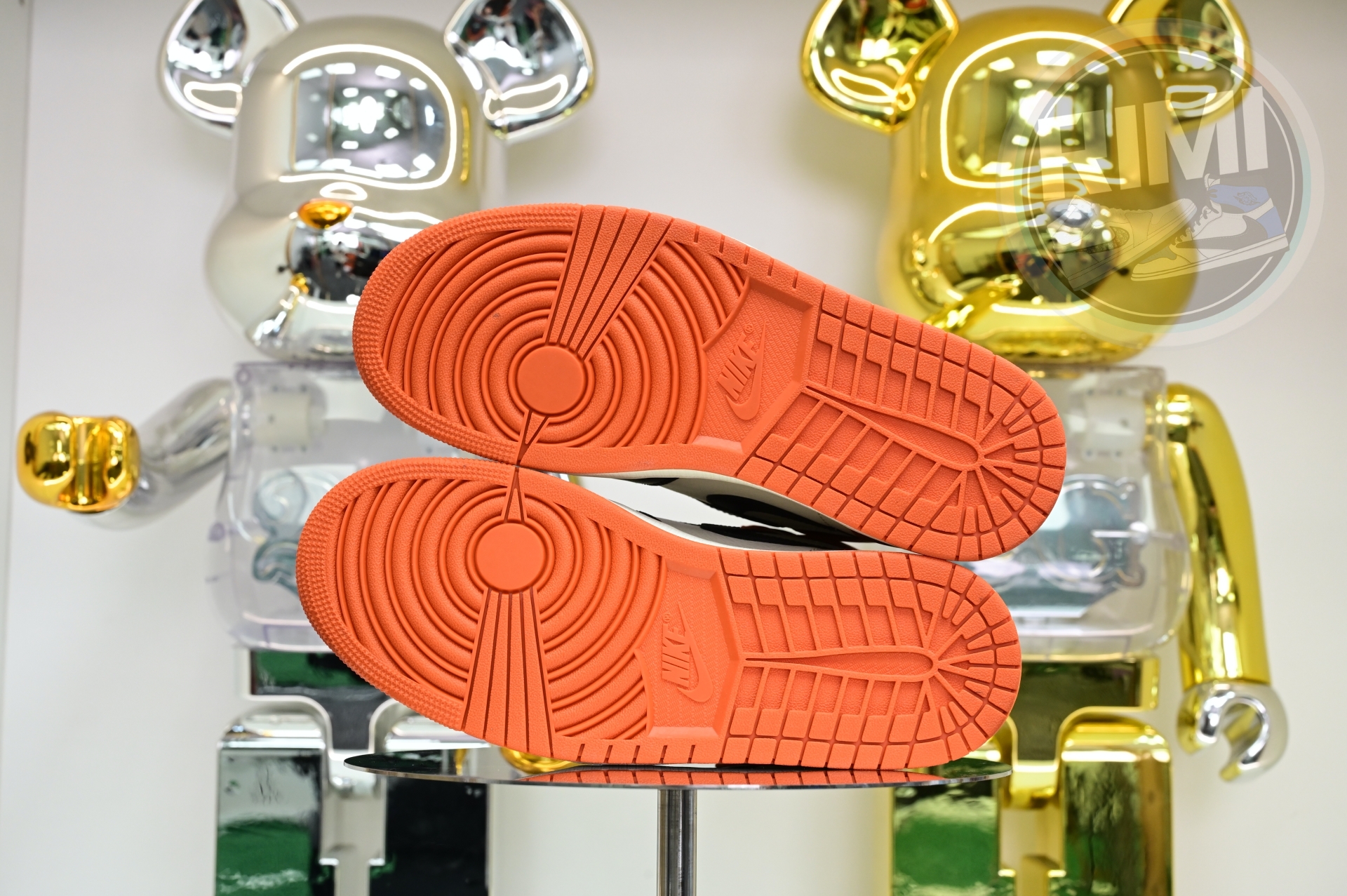Air Jordan 1“Shattered Backboard” DZ5485-008