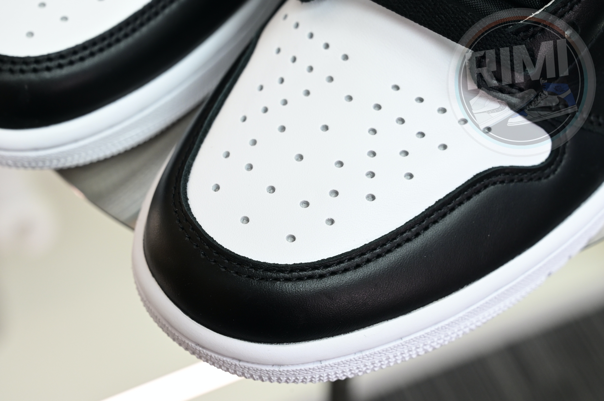 Air Jordan 1  UNDEFEATED x fragment design HIGH OG 107847-001