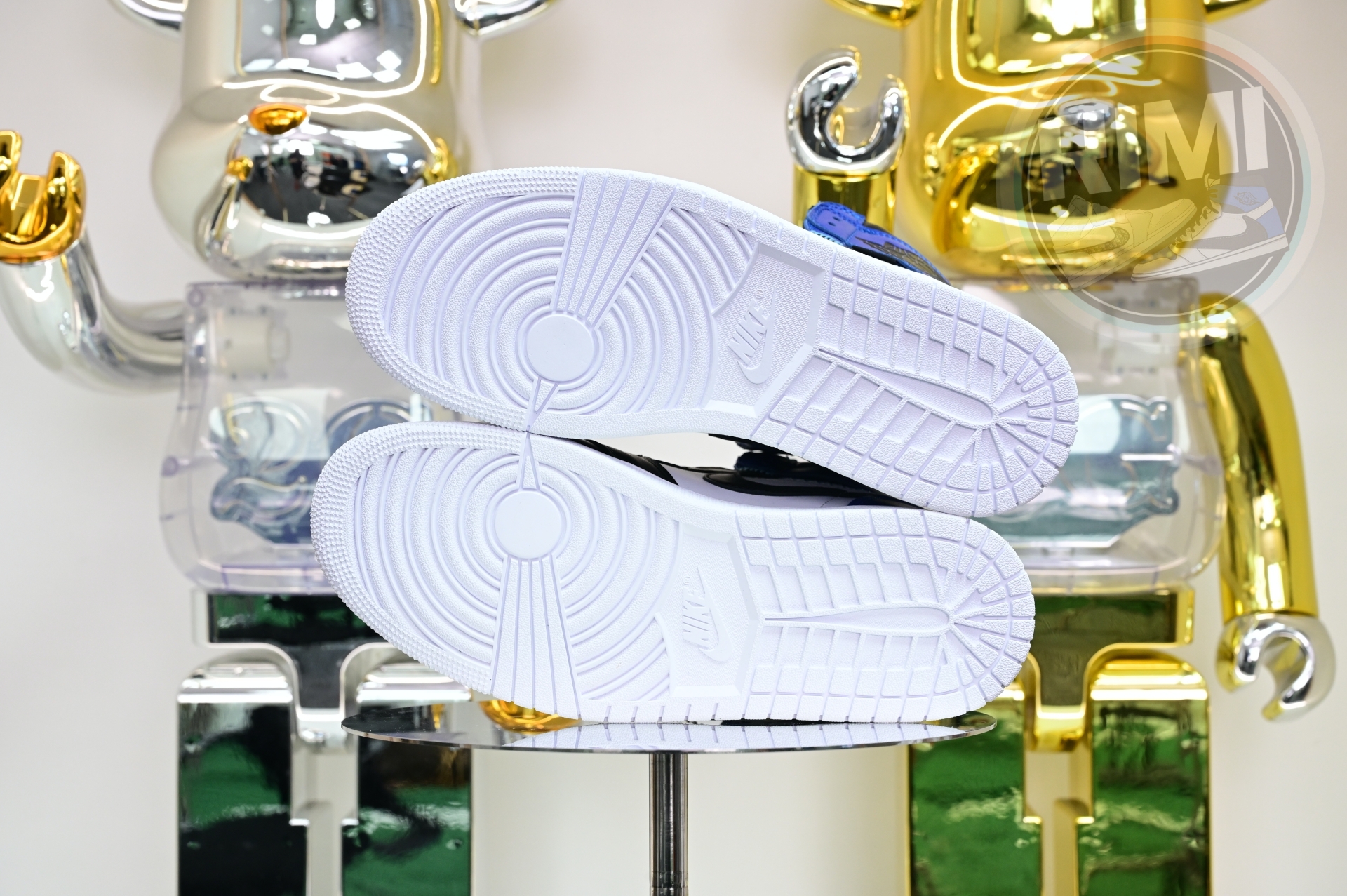 Air Jordan 1  UNDEFEATED x fragment design HIGH OG 107847-001