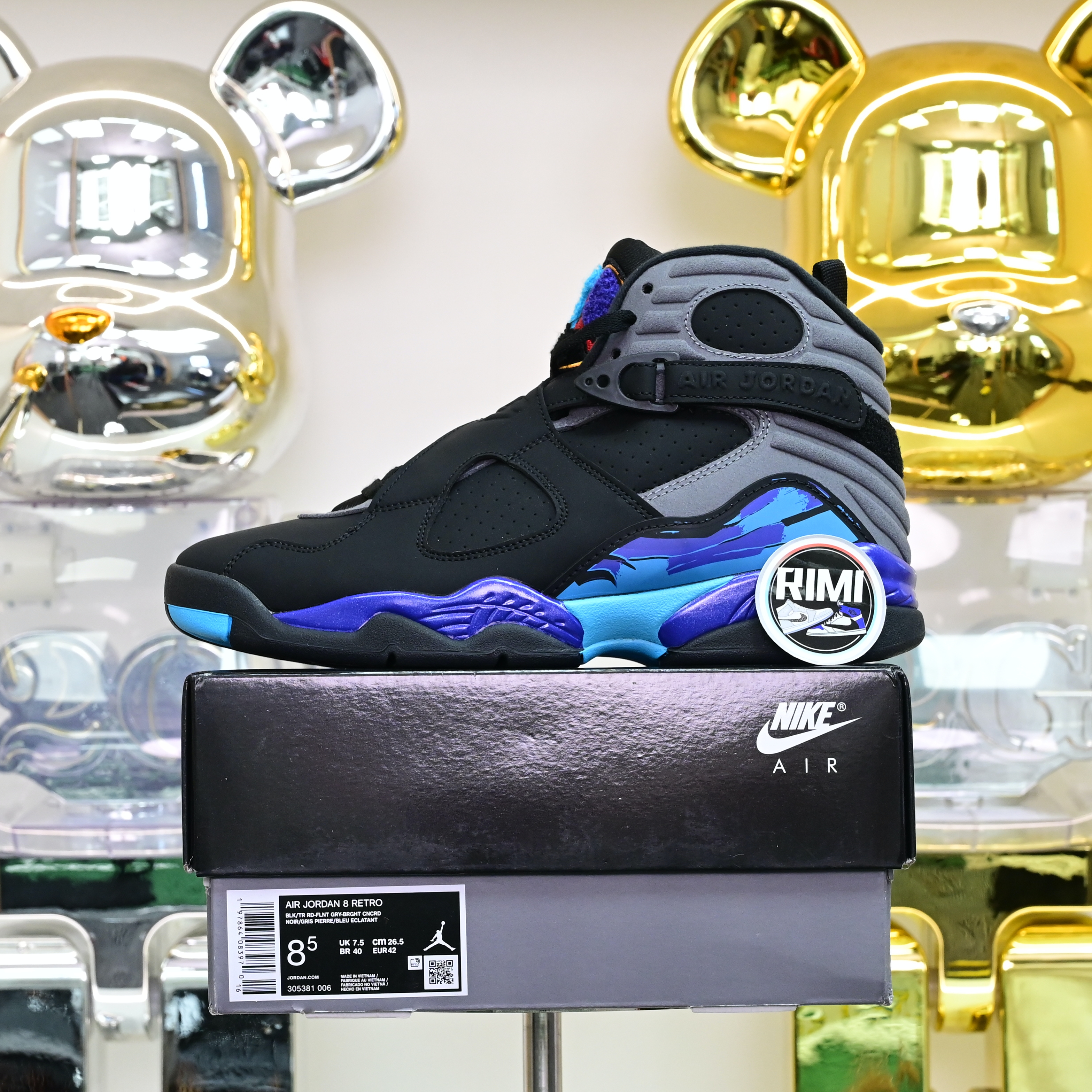 Air Jordan 8 RETRO 2025 305381-006