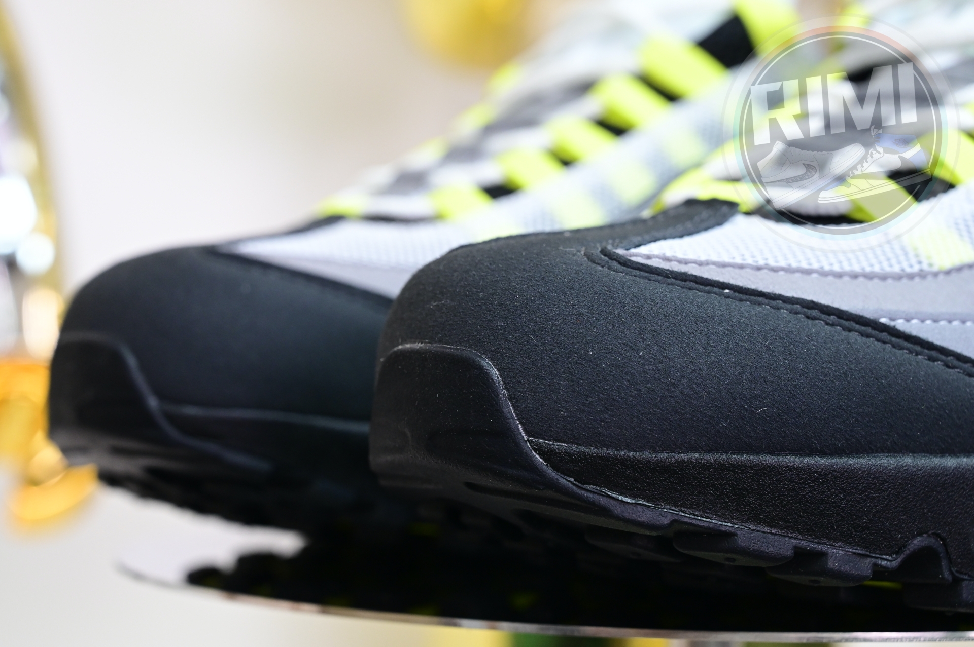 Nike Air Max 95 0G Neon  CT1689-001