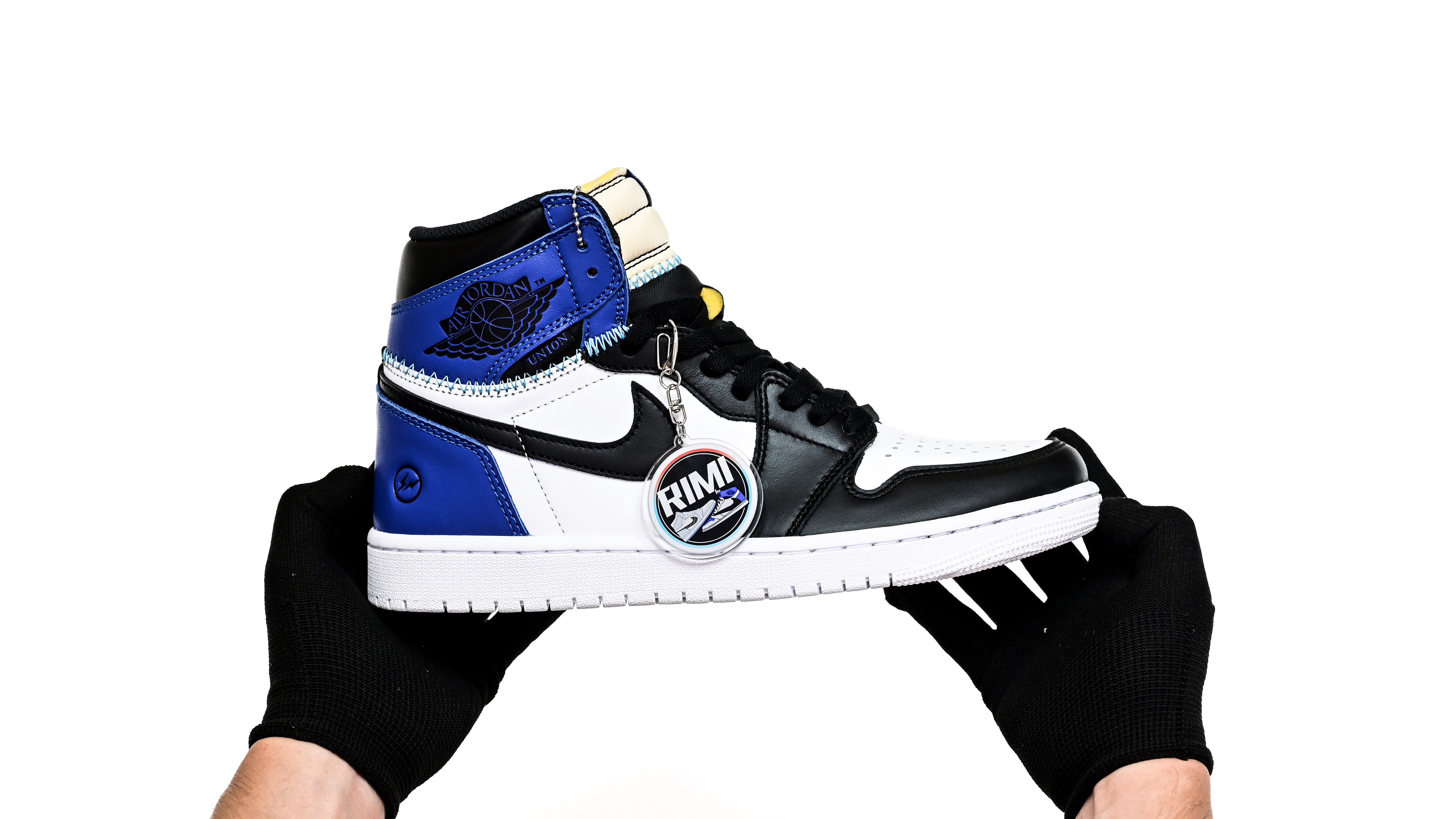 Air Jordan 1  UNDEFEATED x fragment design HIGH OG 107847-001