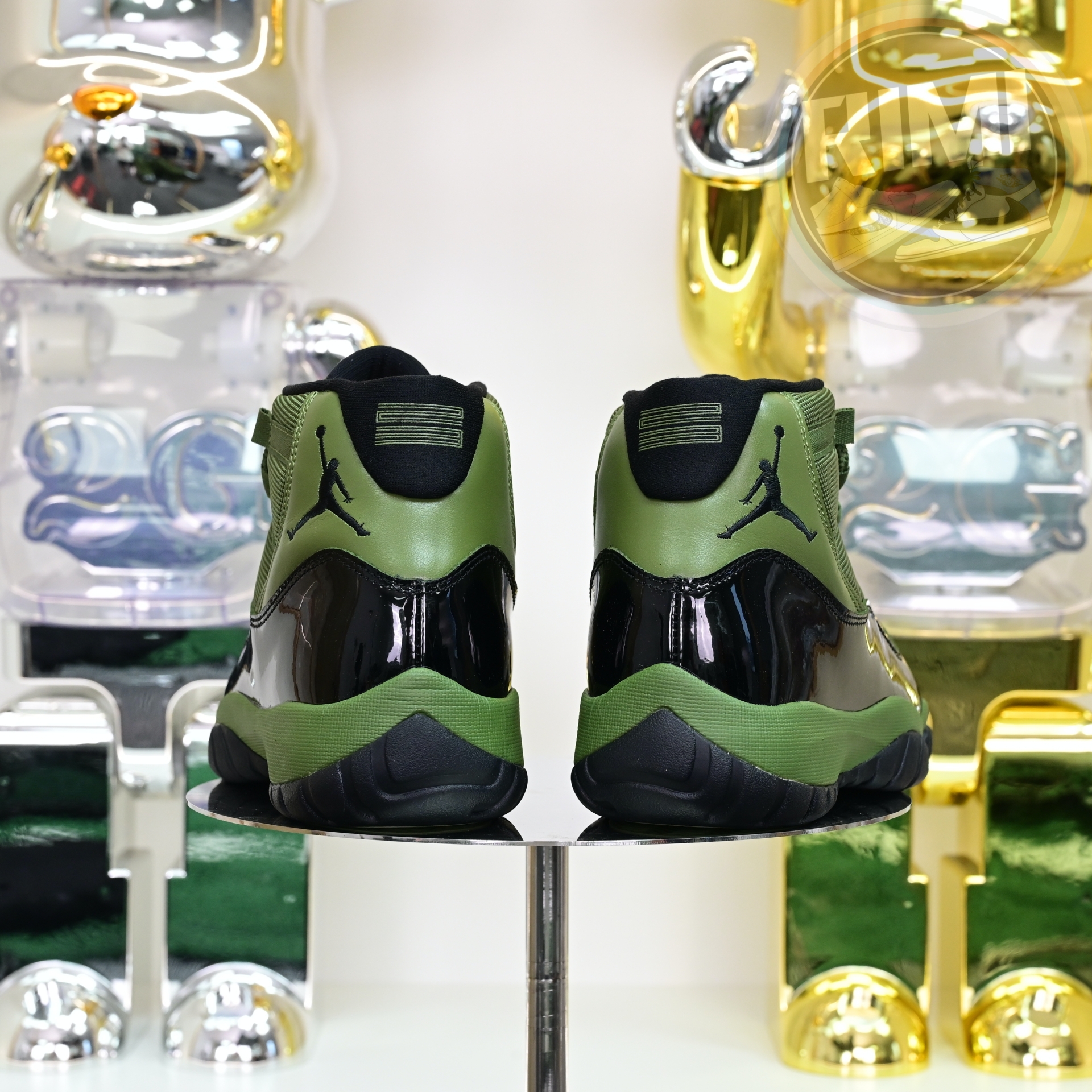 Air Jordan 11  RETRO CT8012-300