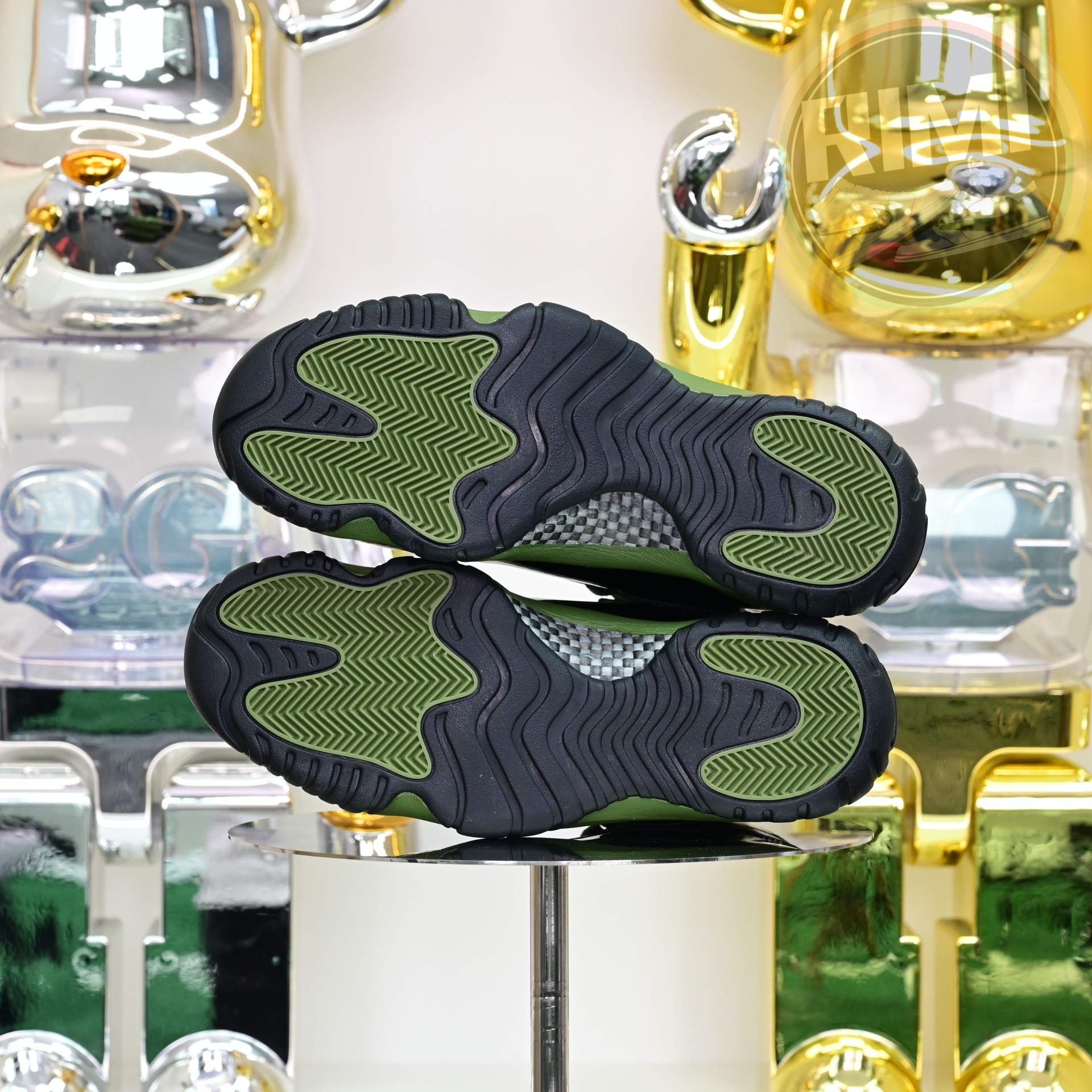 Air Jordan 11  RETRO CT8012-300