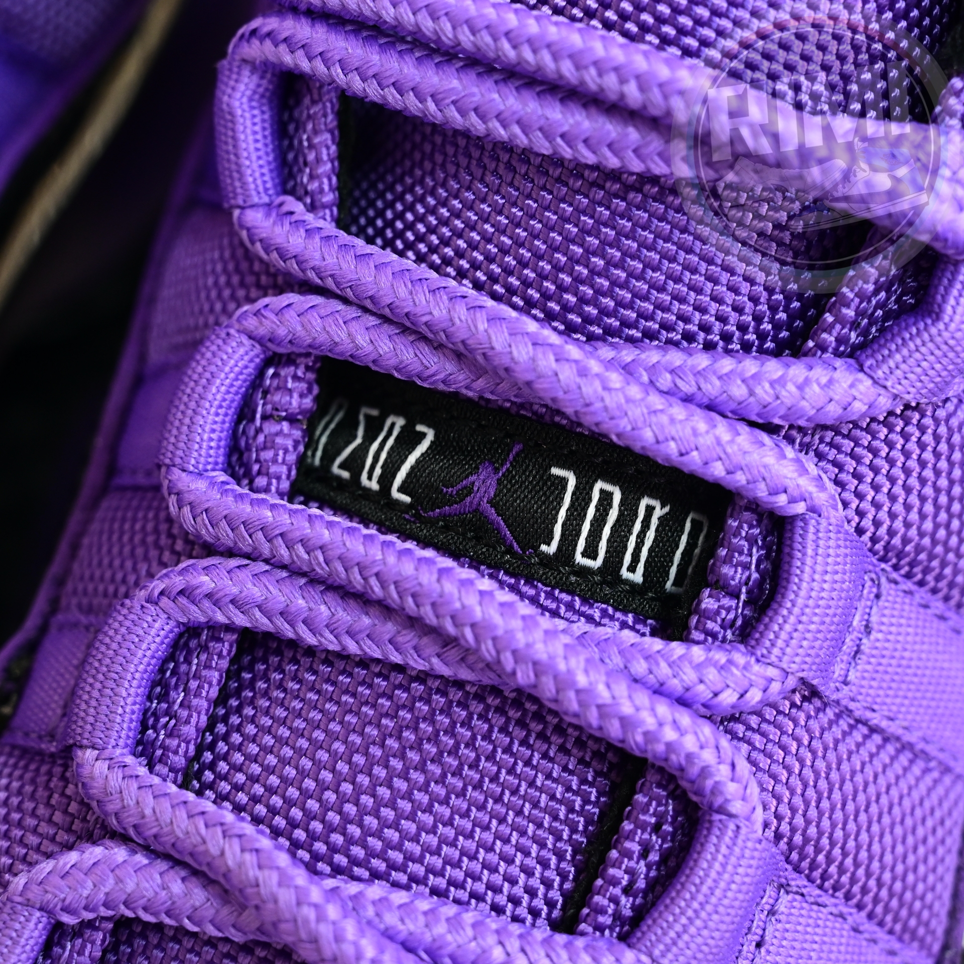Air Jordan 11  RETRO CT8012-500