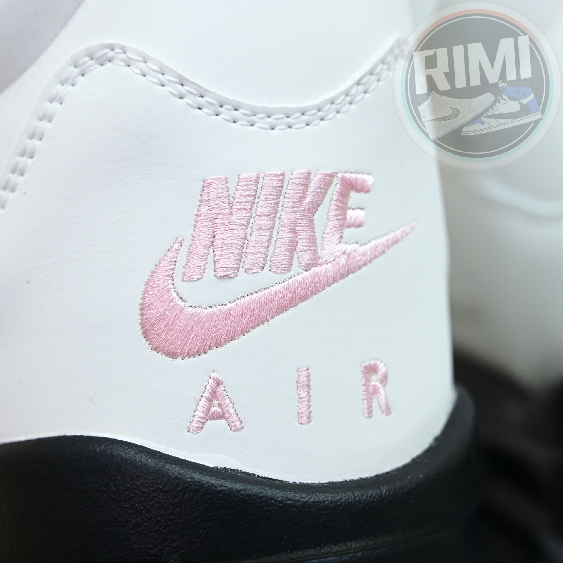 Air Jordan 5“Medium Soft Pink” HQ7978-102