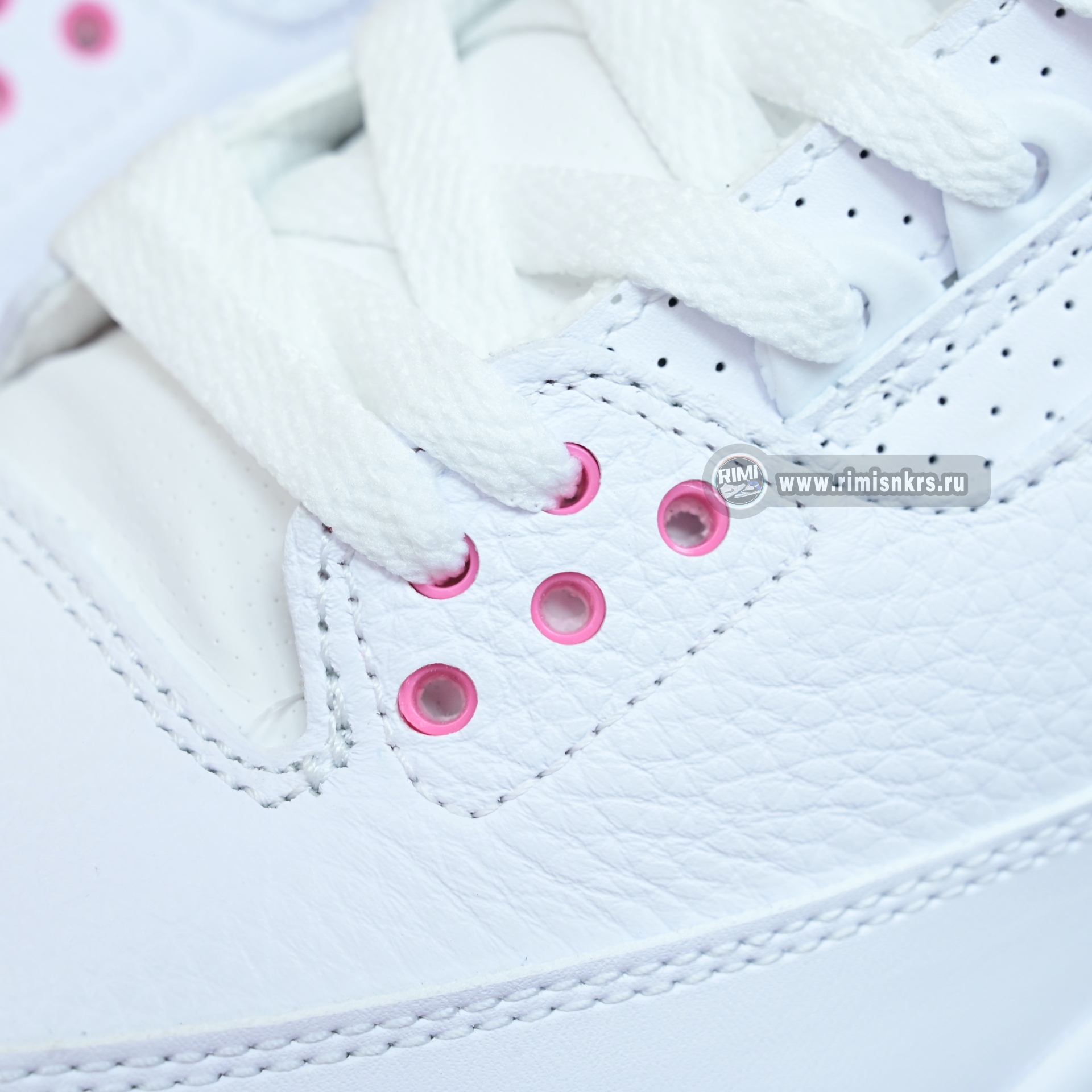 Air Jordan 3 Retro  HQ0784-101