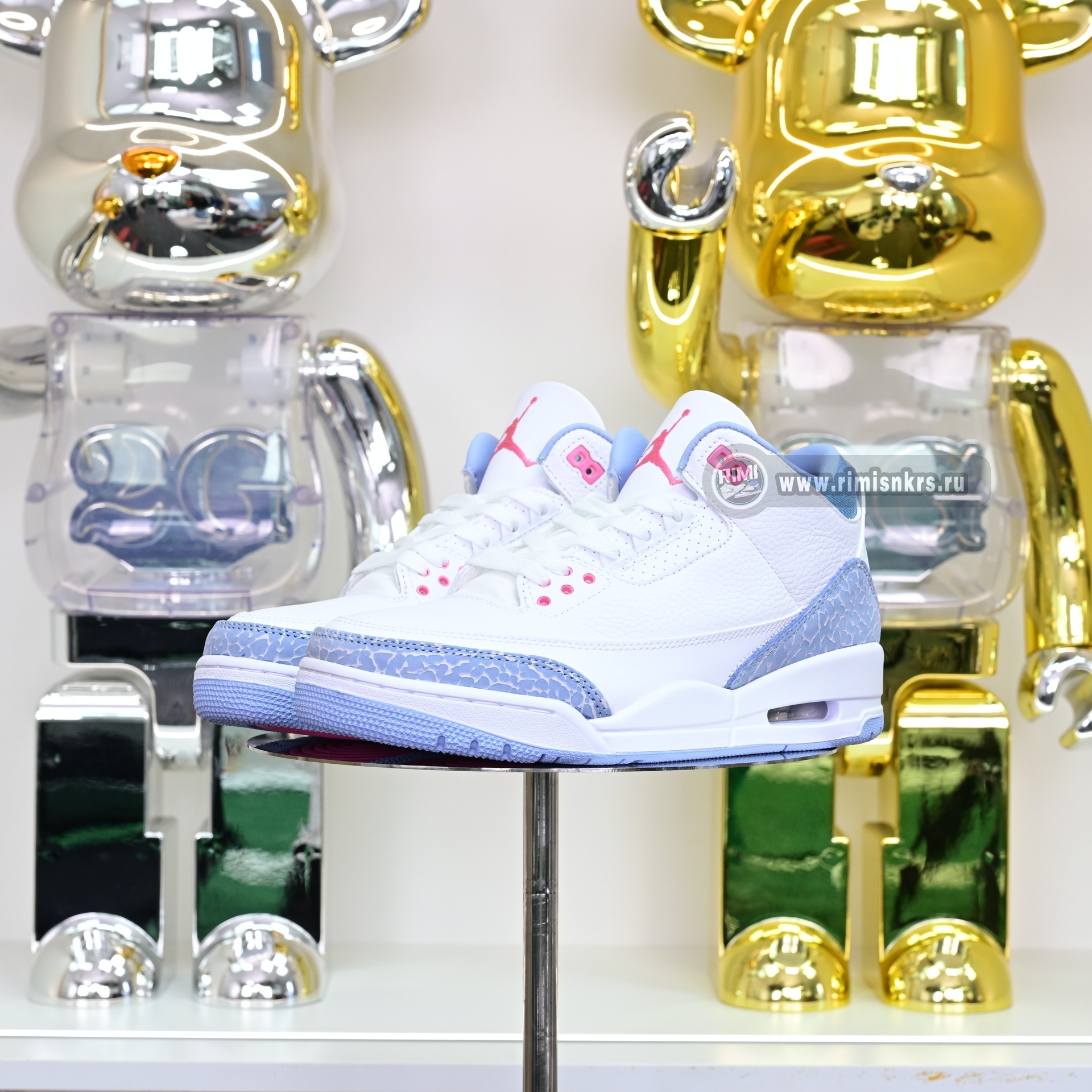 Air Jordan 3 Retro  HQ0784-101