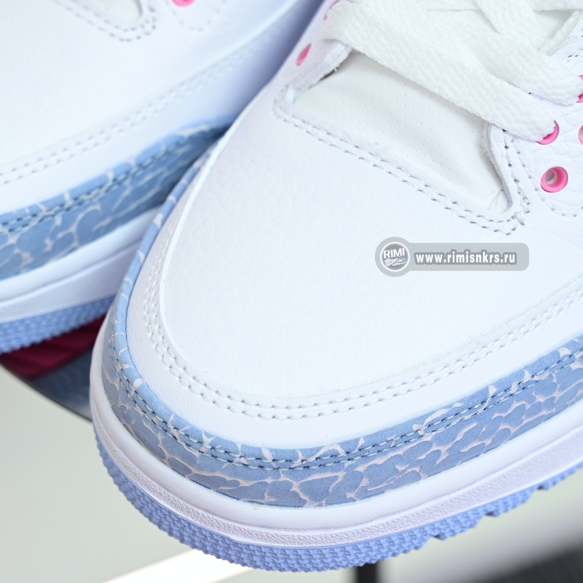 Air Jordan 3 Retro  HQ0784-101