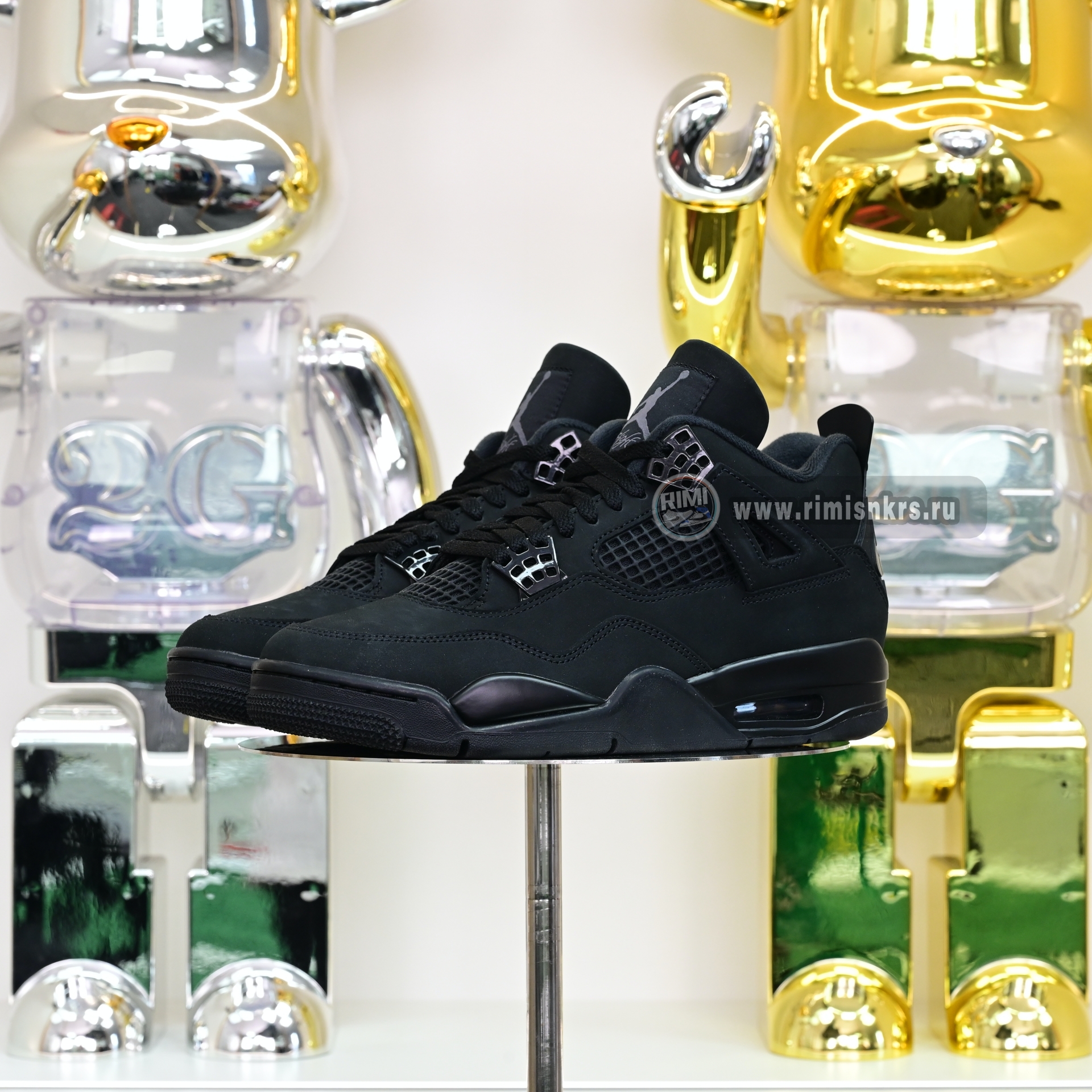 AIR JORDAN 4 RETRO 'BLACK CAT' 2025  FV5029-010