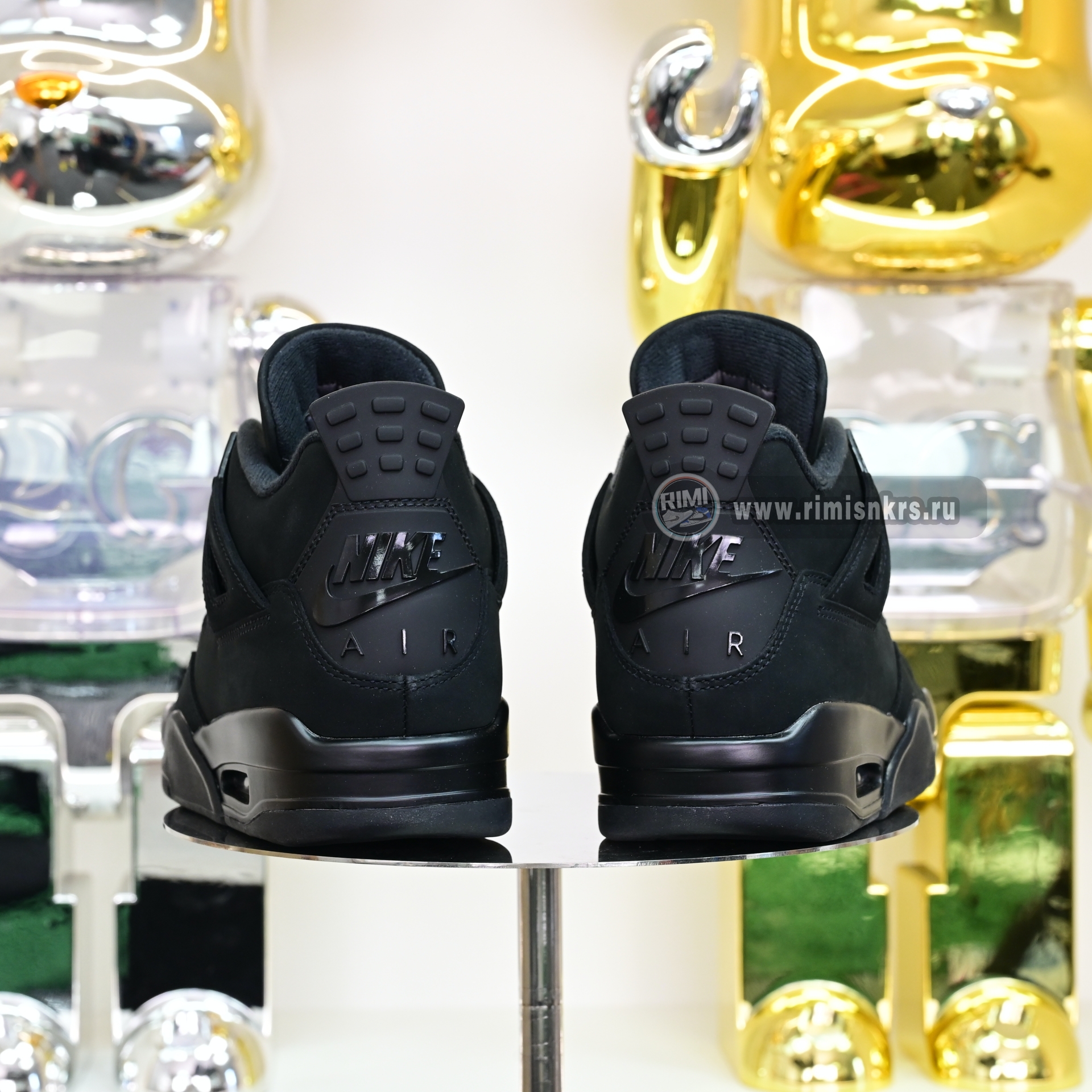 AIR JORDAN 4 RETRO 'BLACK CAT' 2025  FV5029-010
