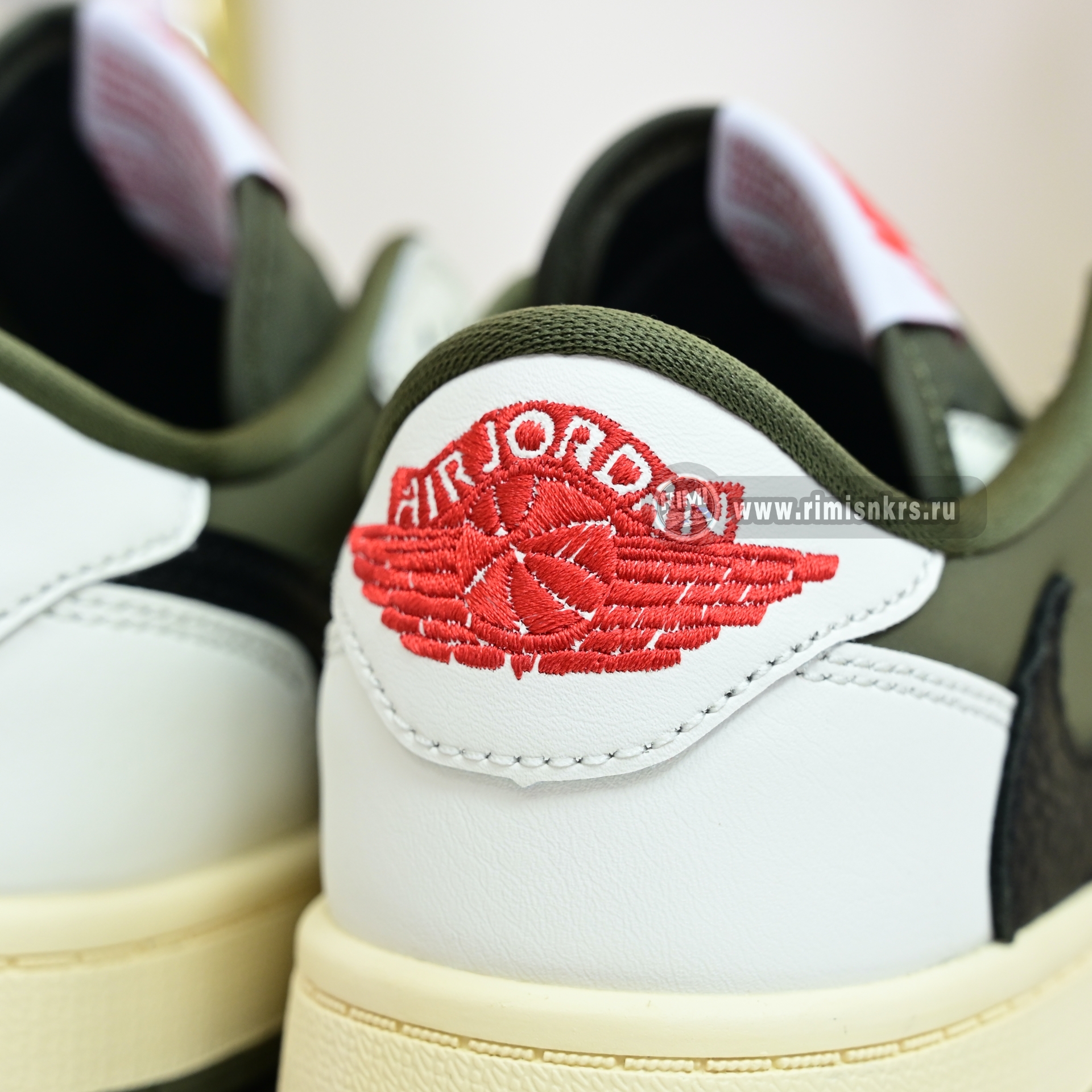 Kids Shoes Travis Scott x  Air Jordan 1 Low OG SP     DO5442-200