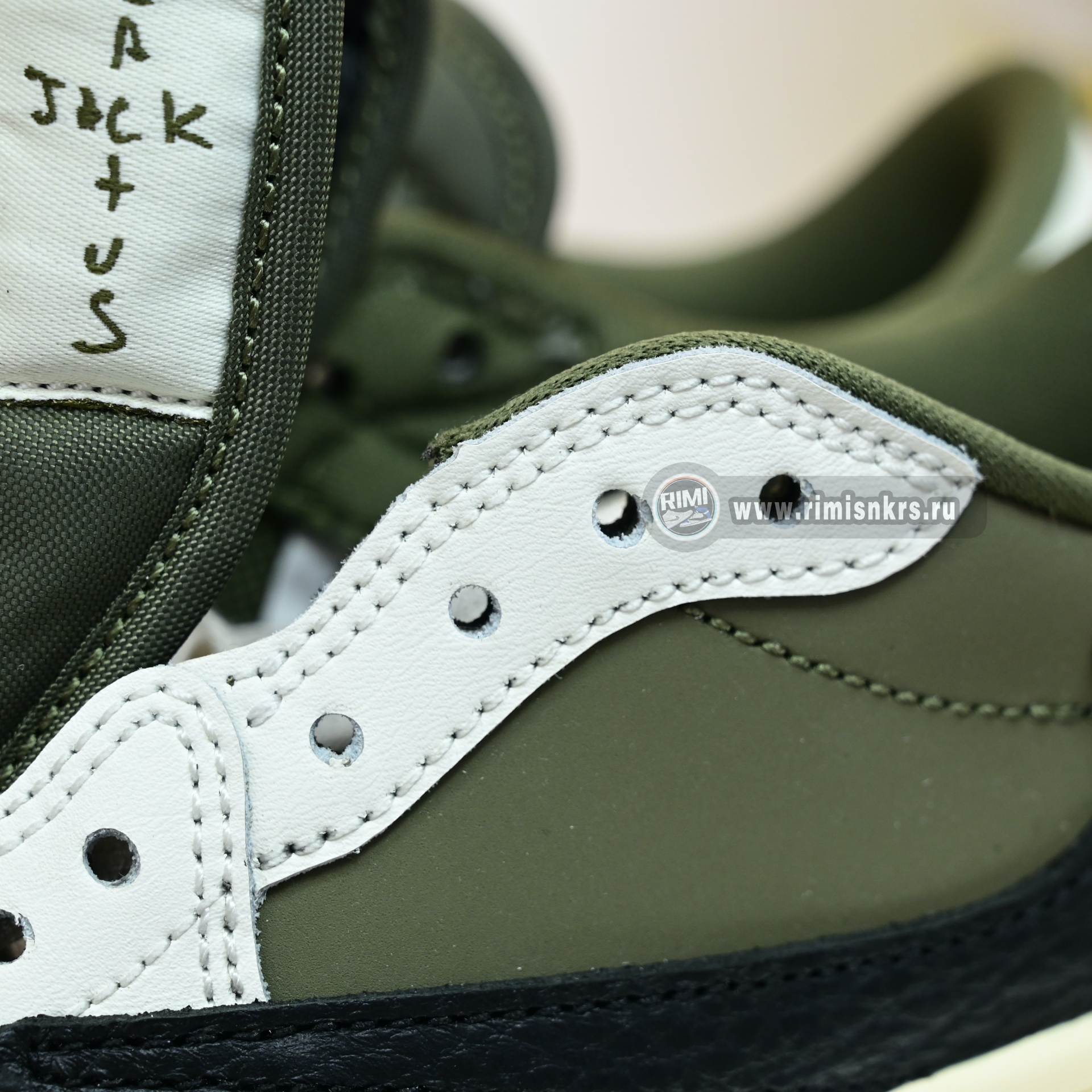 Kids Shoes Travis Scott x  Air Jordan 1 Low OG SP     DO5442-200