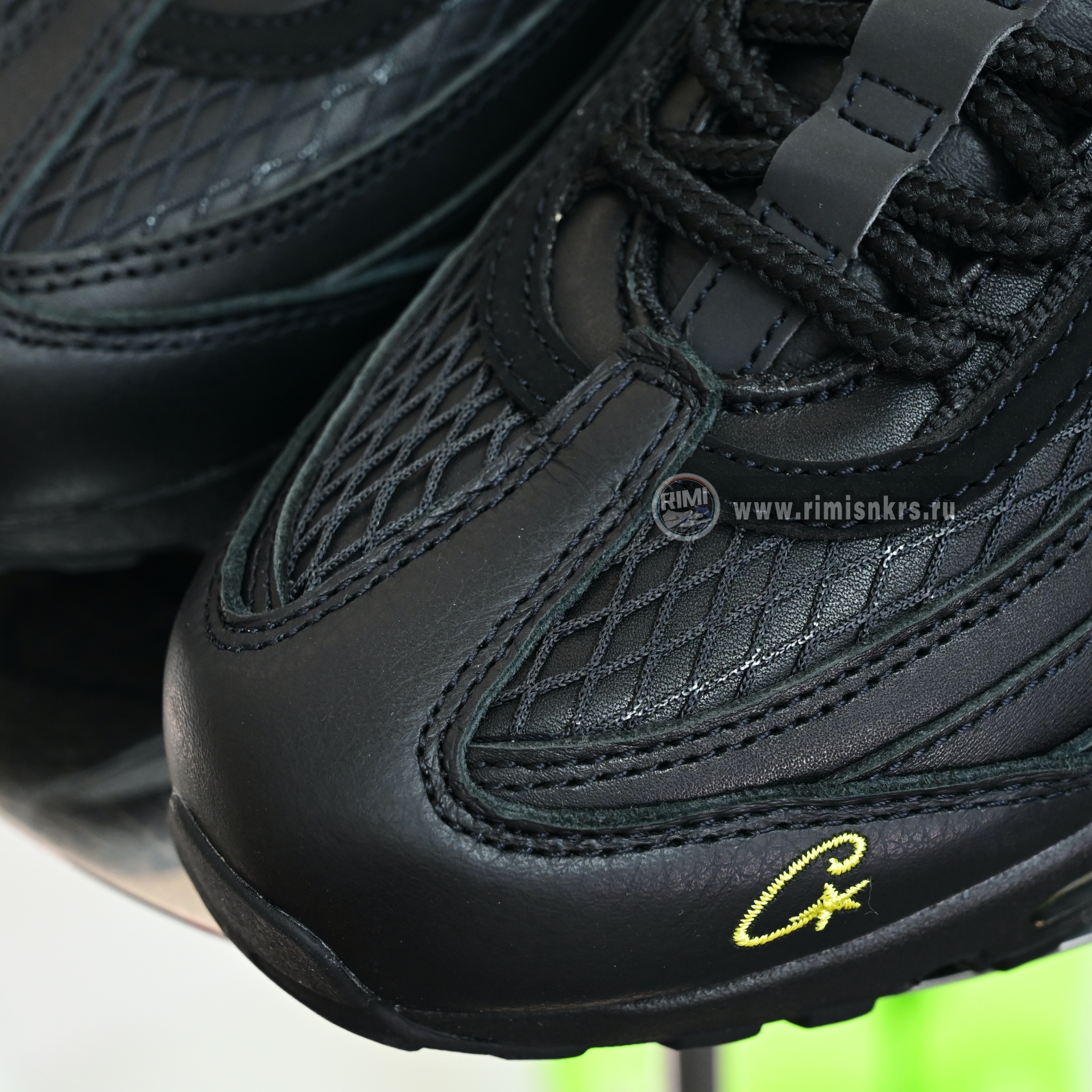 Corteiz x Nike Air Max 95 Tour Yellow  FB2709-003