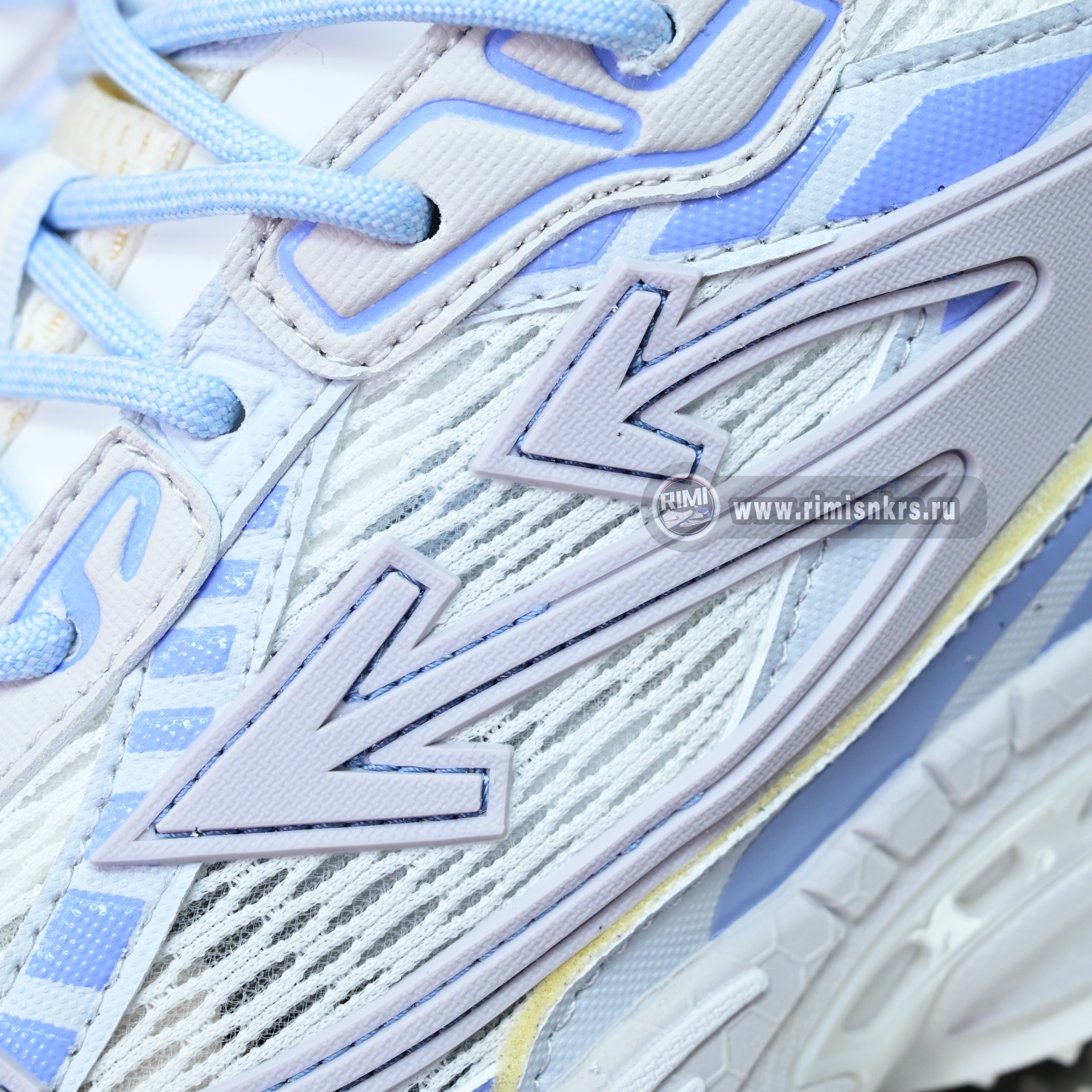 OFF-WHITE BE RIGHT BACK