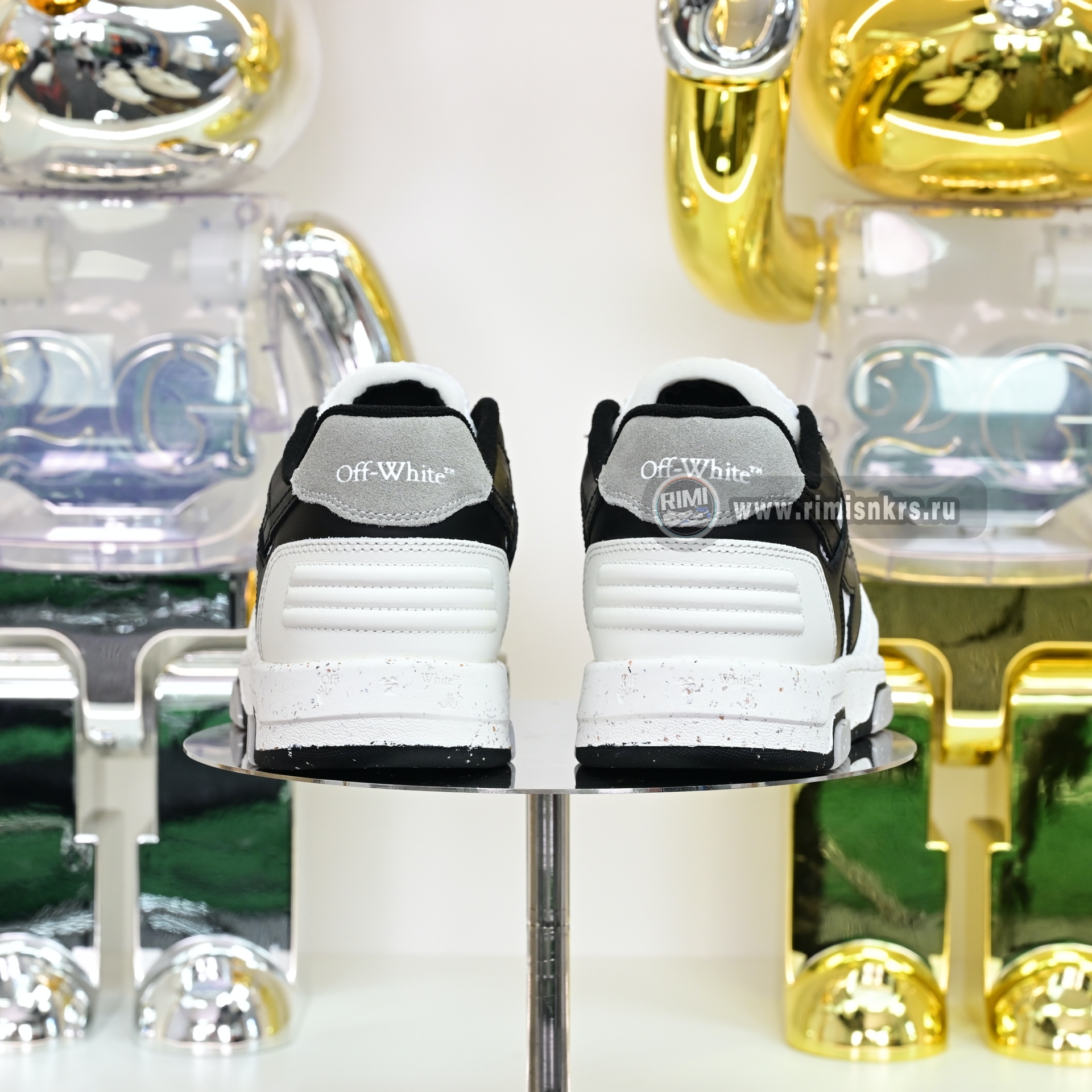 OFF-WHITE Out Of Offce