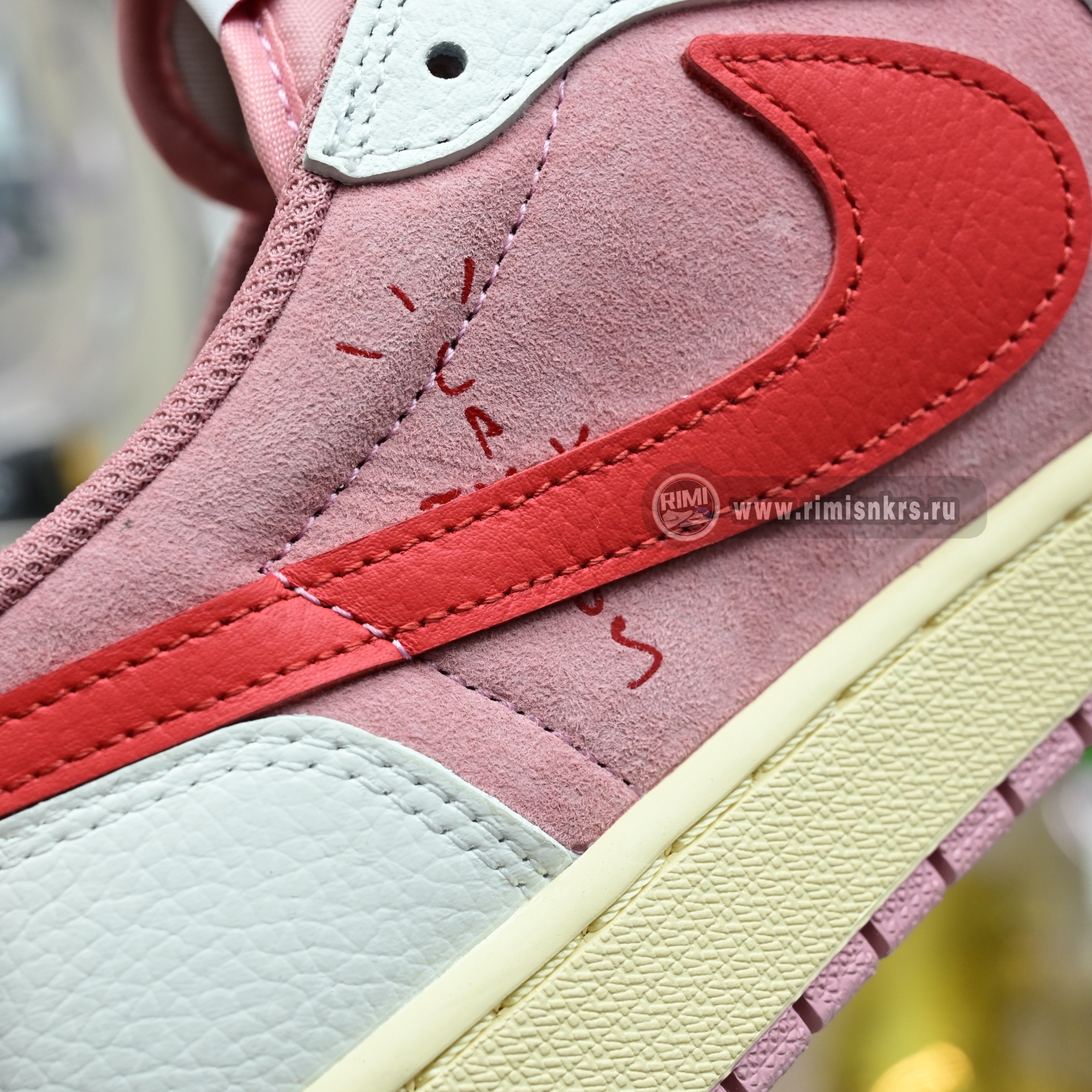 Travis Scott x Jordan 1 Retro Low Sail Shy Pink  DM7866-100