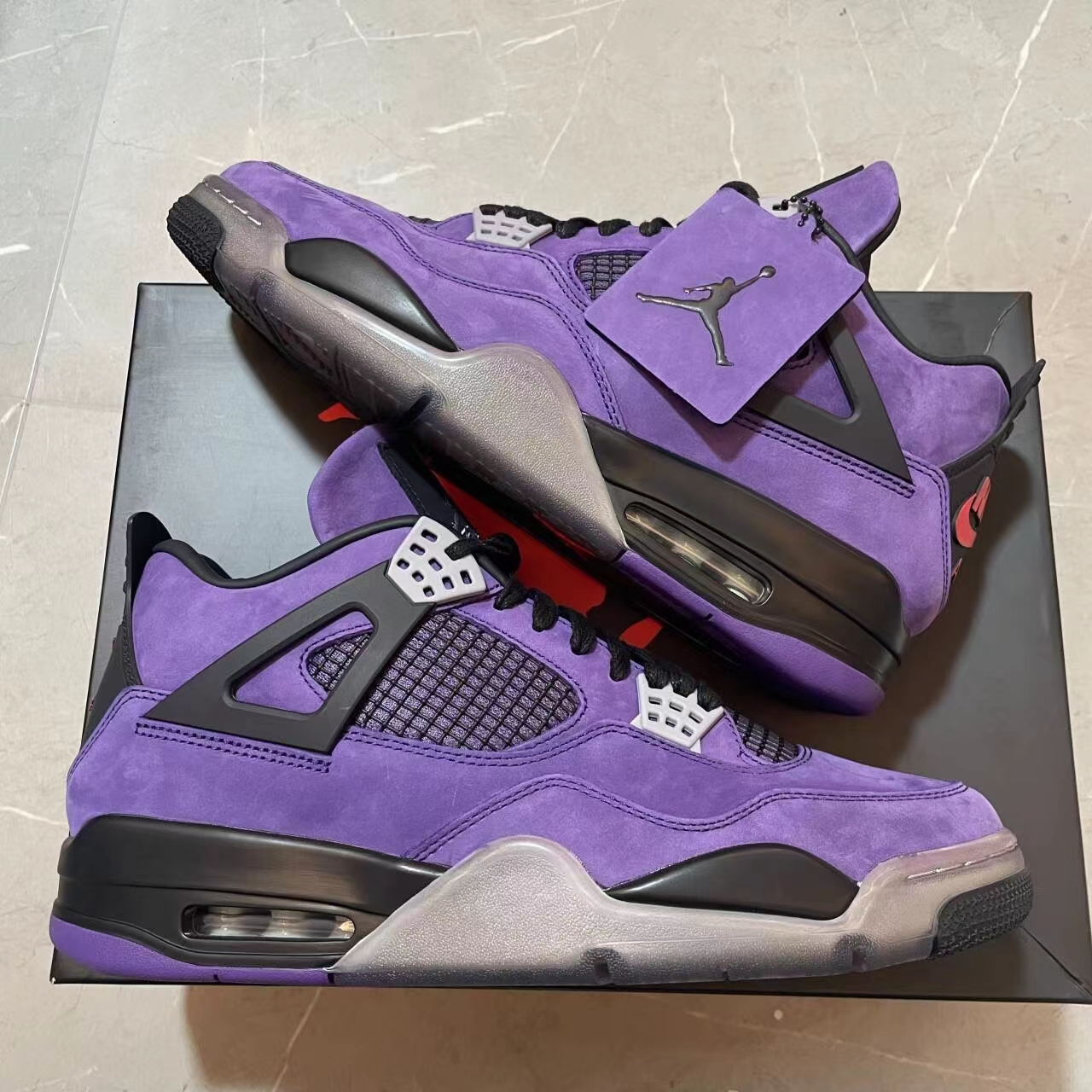 TRAVIS SCOTT X AIR JORDAN 4 RETRO PURPLE FRIENDS & FAMILY