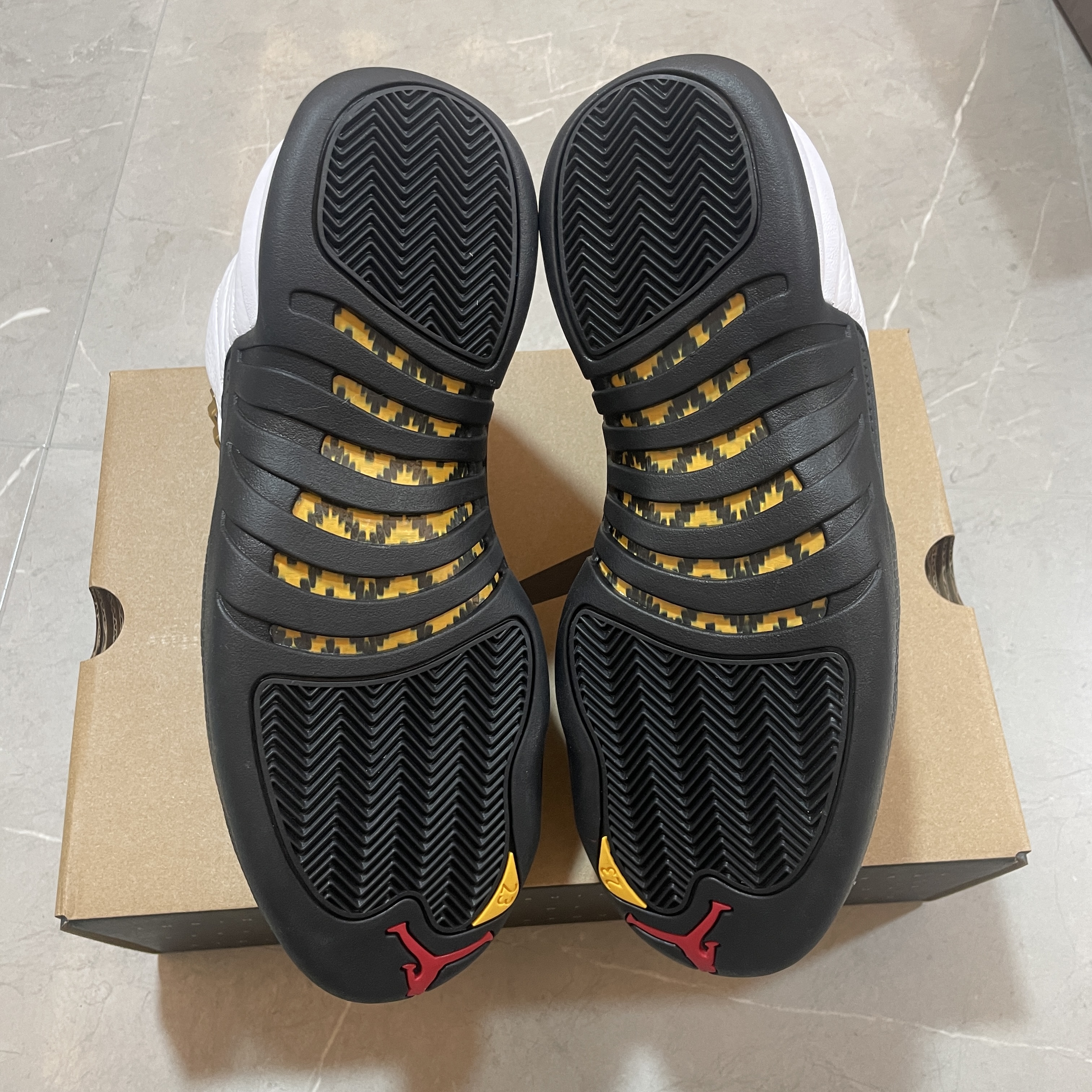Jordan 12 Retro Taxi (2025) CT8013-117
