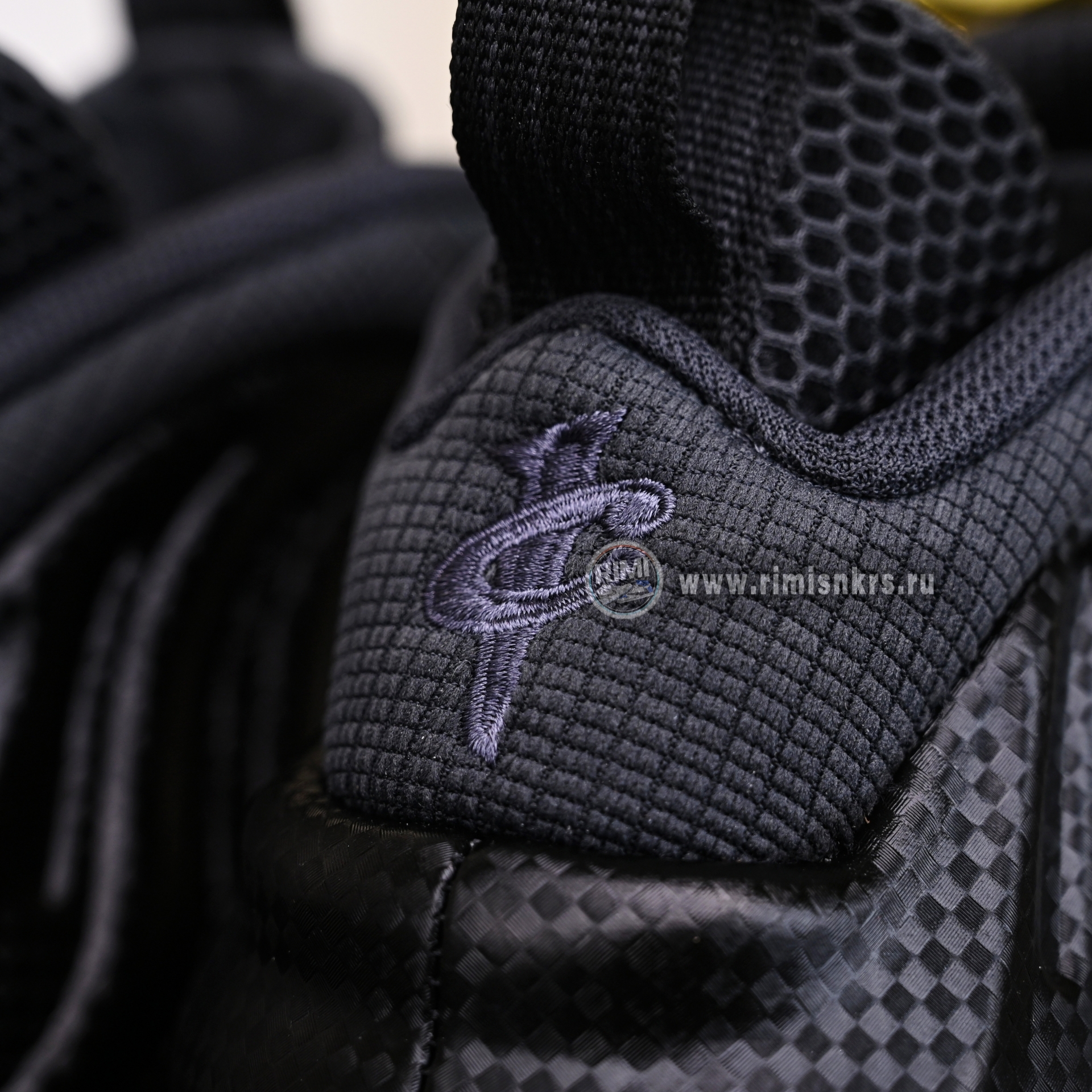 Nike Air Foamposite One  HF2902-002
