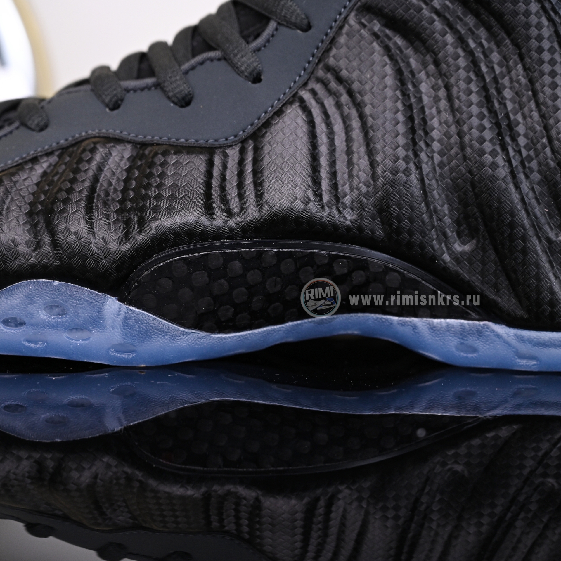 Nike Air Foamposite One  HF2902-002