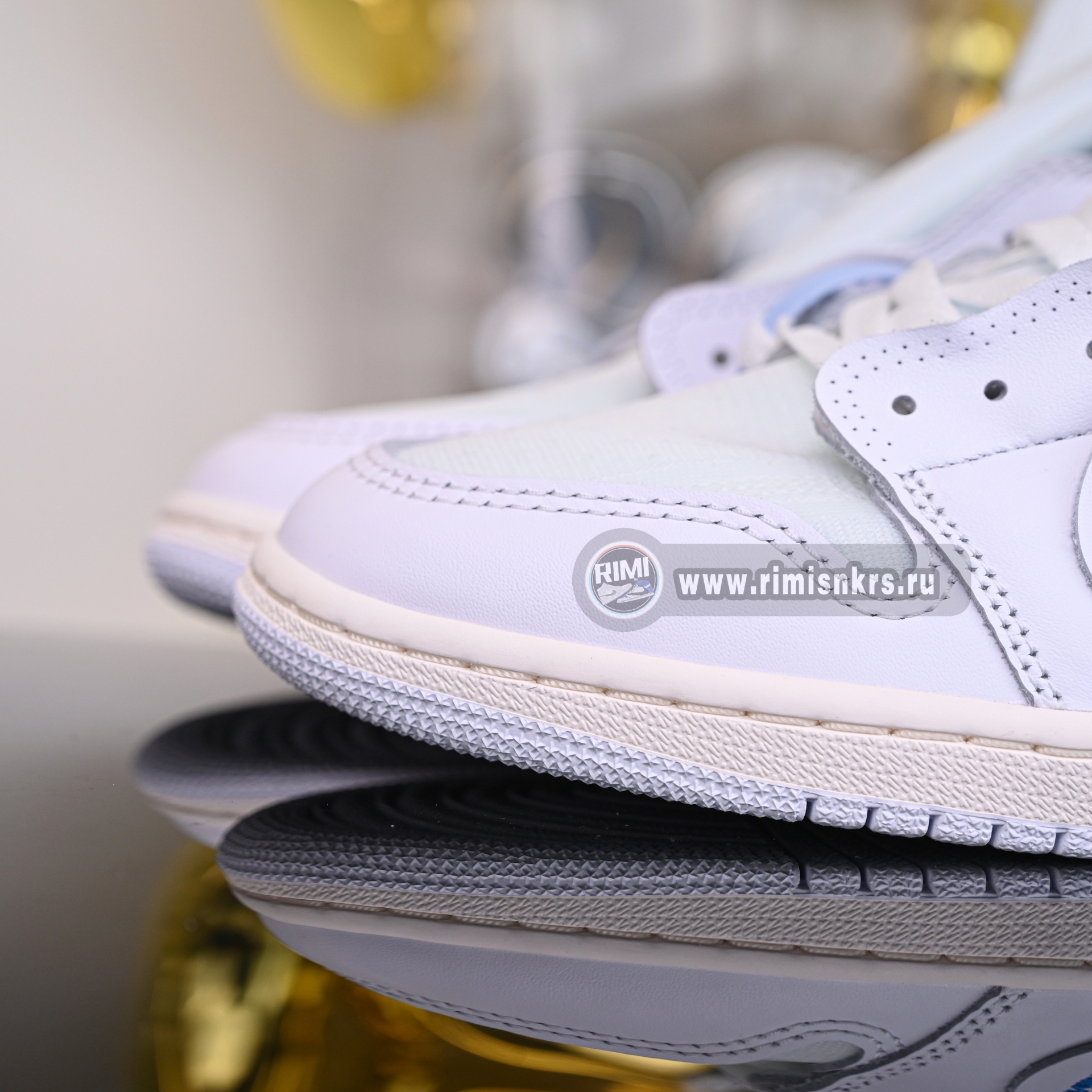 OFF-WHITE X AIR JORDAN 1 RETRO HIGH OG 'WHITE' 2018