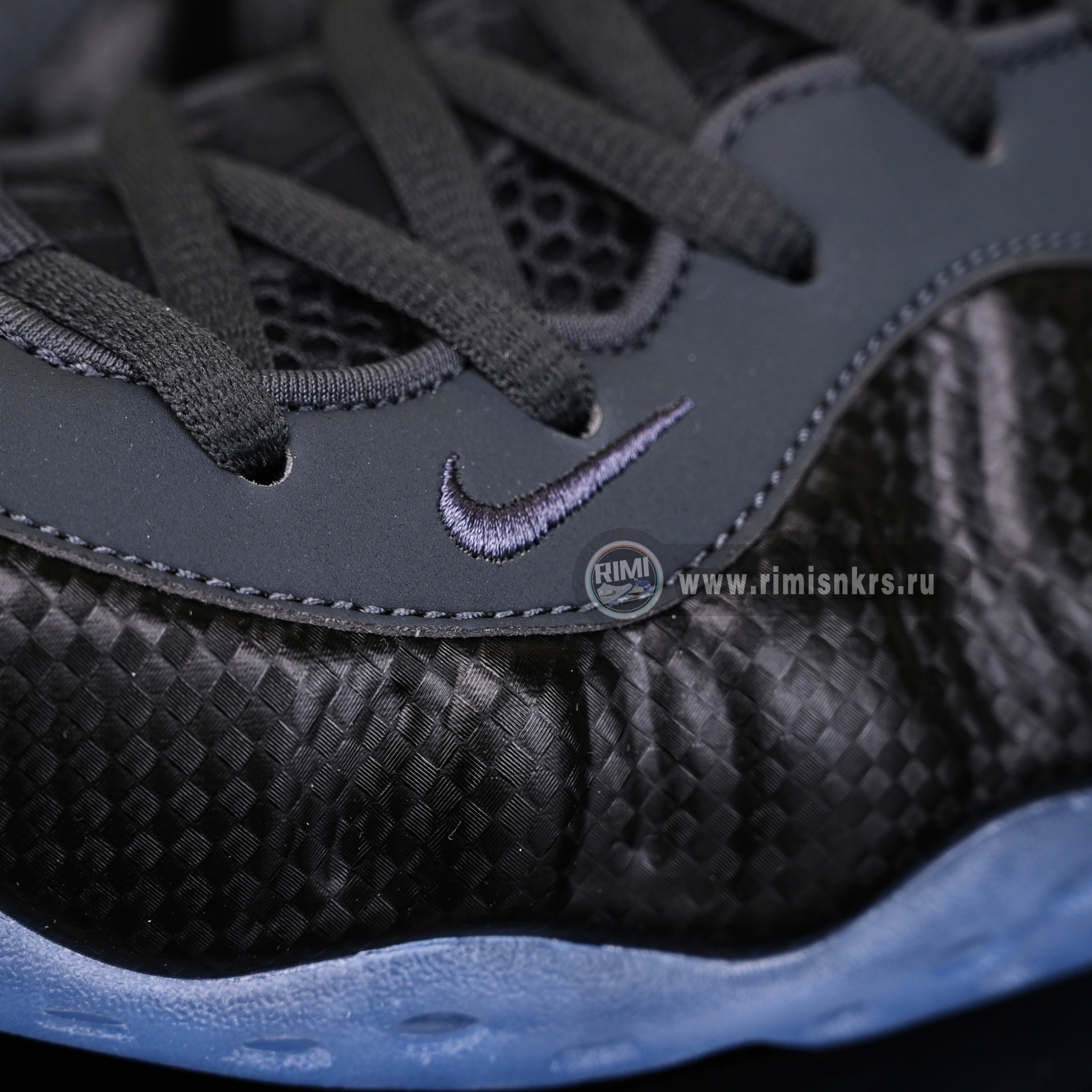 Nike Air Foamposite One  HF2902-002