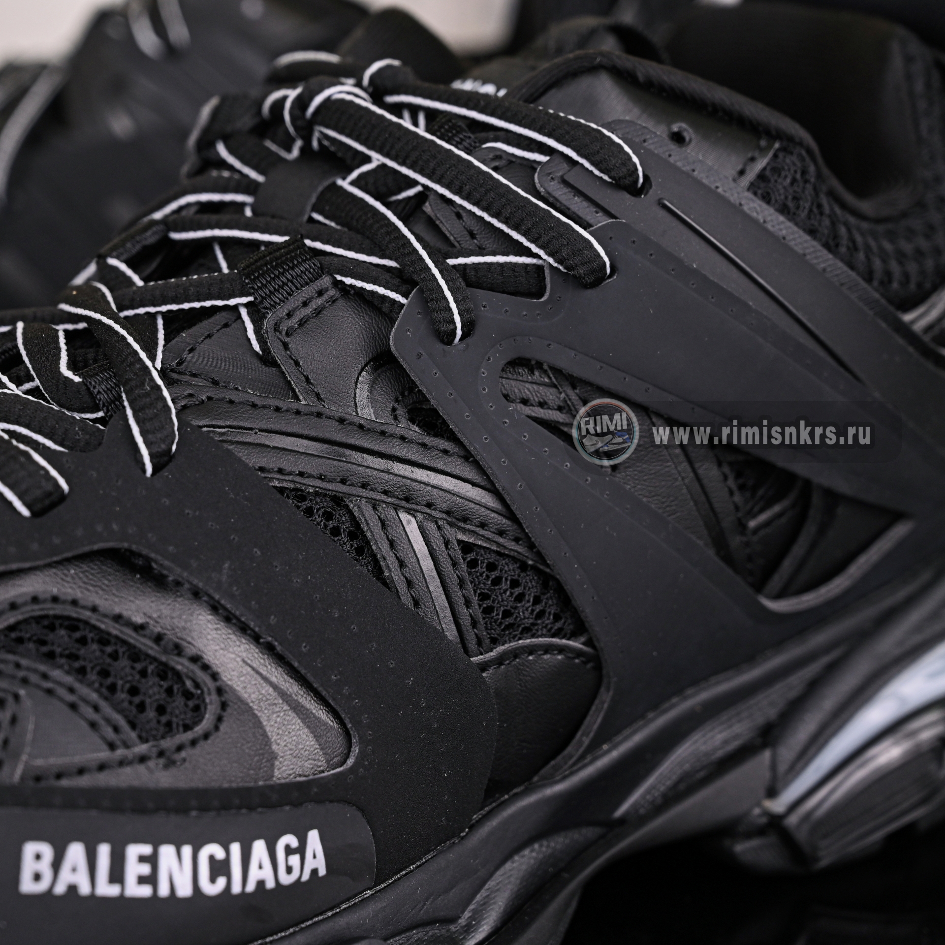 Balenciaga Track(LED)