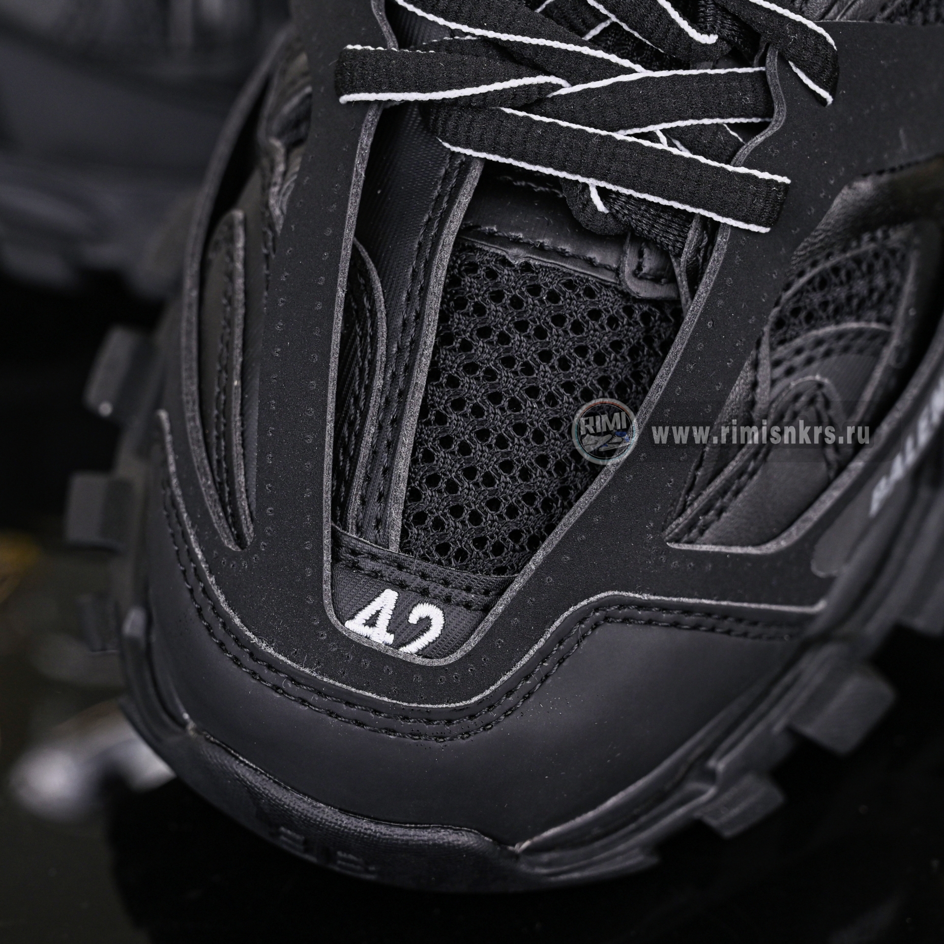 Balenciaga Track(LED)