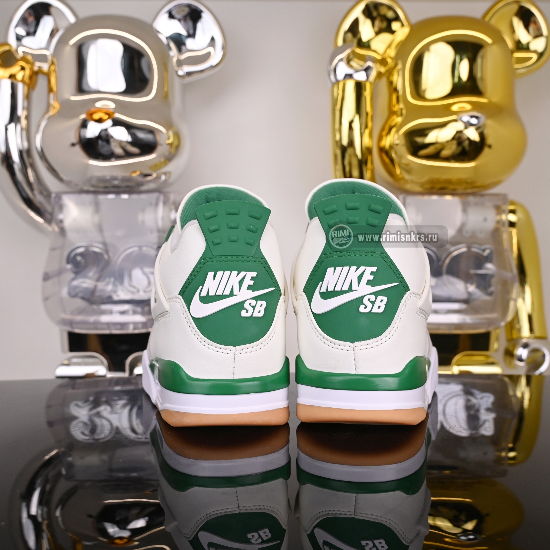 NIKE SB X AIR JORDAN 4 RETRO 'PINE GREEN' DR5415-103