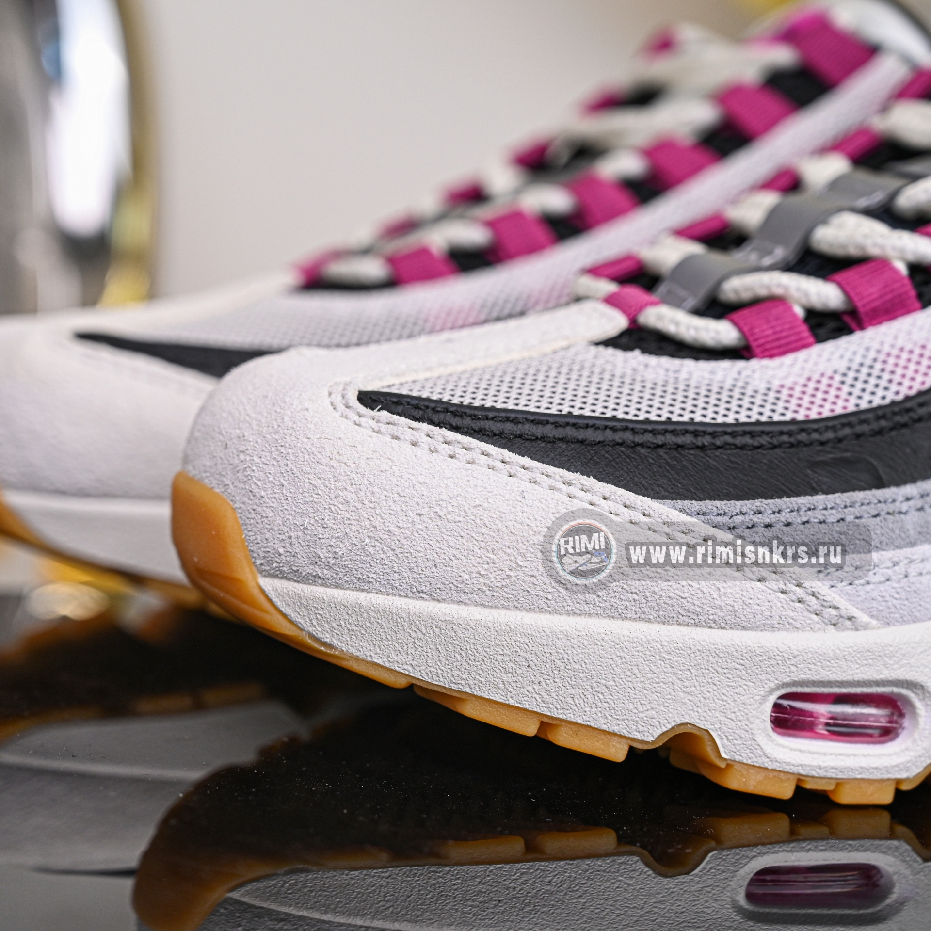 Nike SB x Air Max 95“SummitWhite/Photon Dust”  HF7545-100