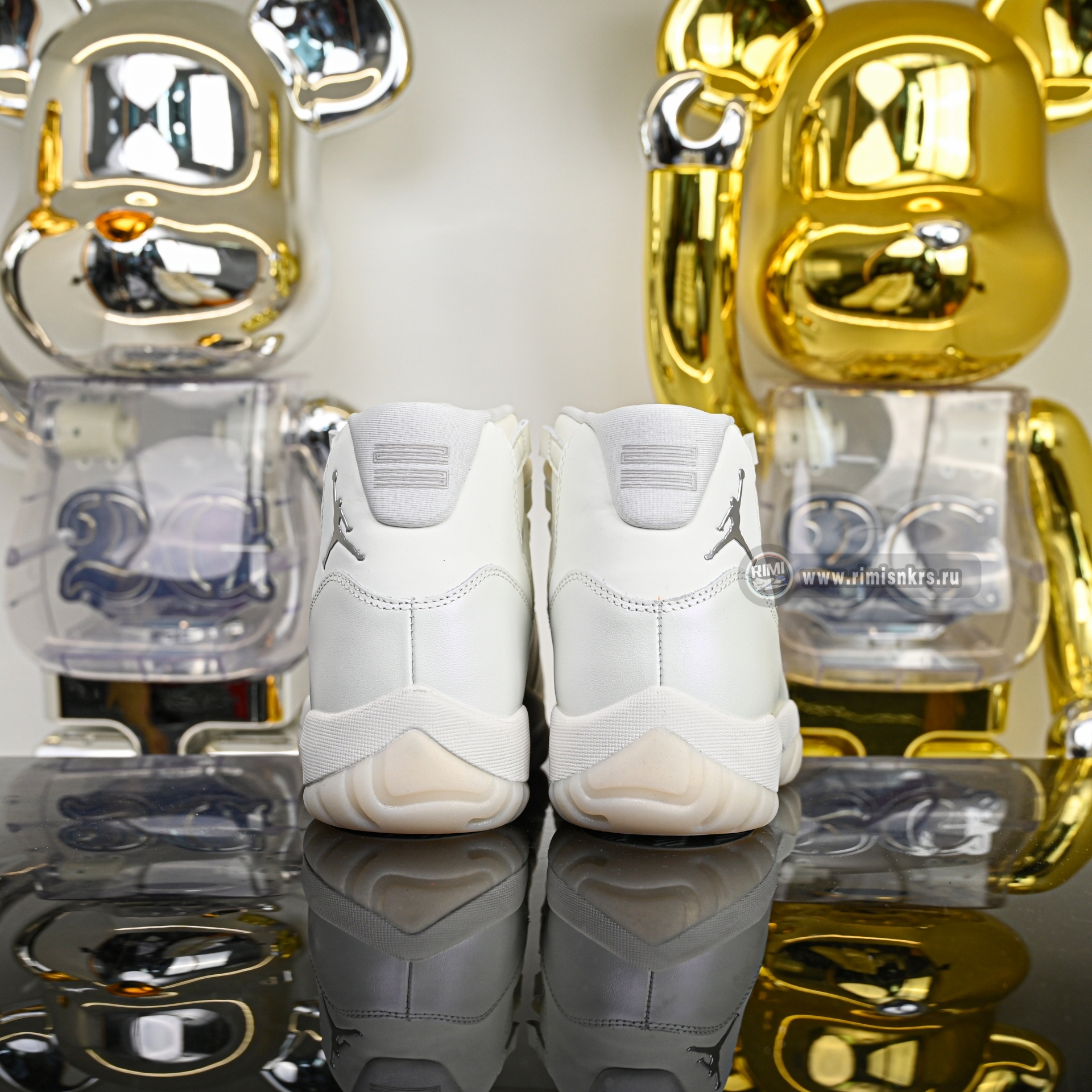 Air Jordan 11 RETRO“Pearl” AR0715-110