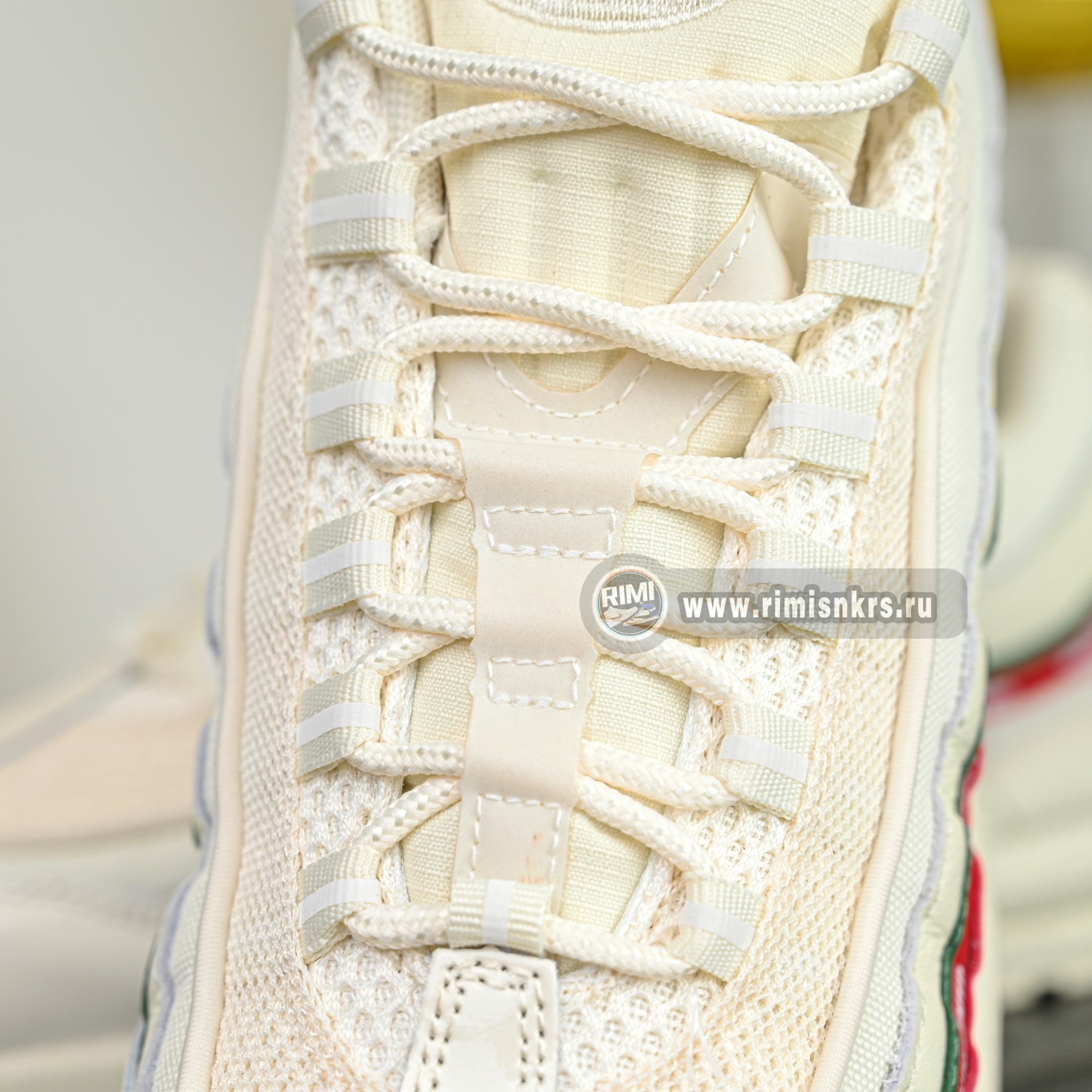 UNDEFEATED x Nike Air Max 95 OG Big Bubble   IB4453-100