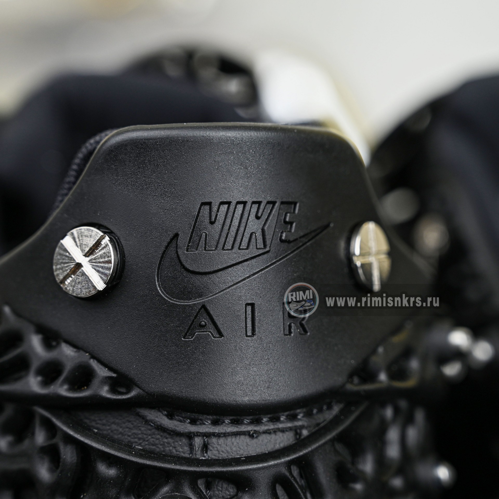 Swarovski X Nike Air Force 1 LXX  CV7668-001