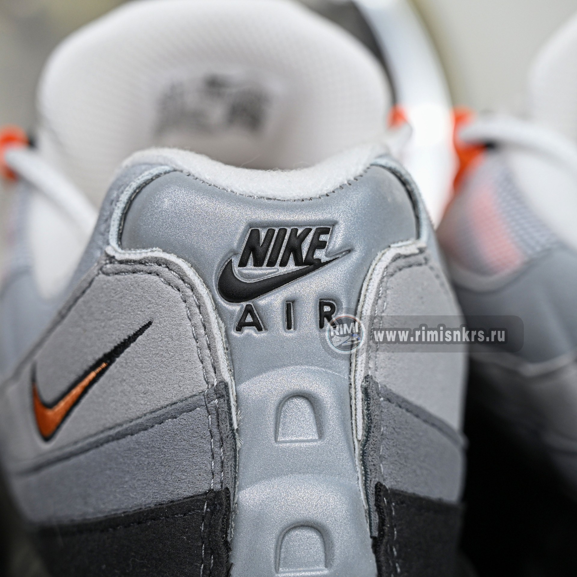 Nike Air Max 95 OG Bright Mandarin  HM4740-101