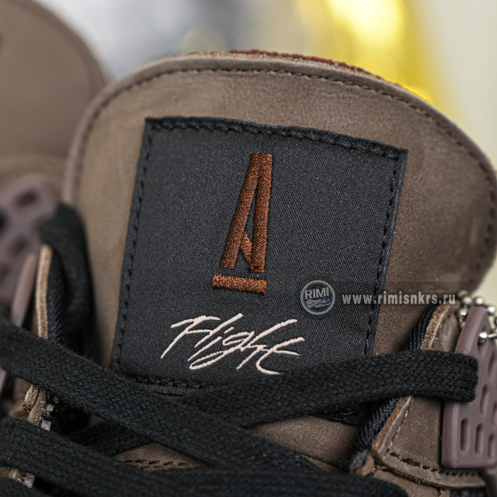 A Ma Maniere x Air Jordan4 Retro SP 