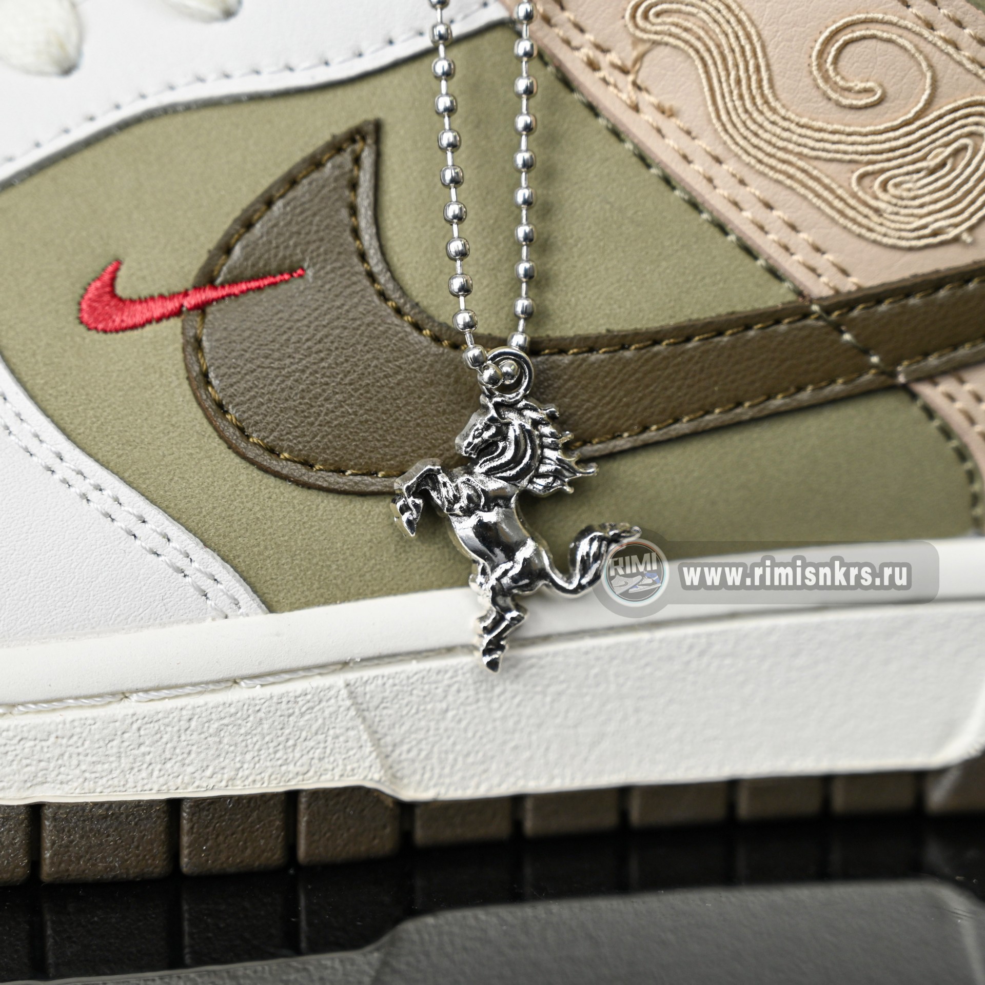 Nike Dunk Pegasus Pack CNY IQ1118-220