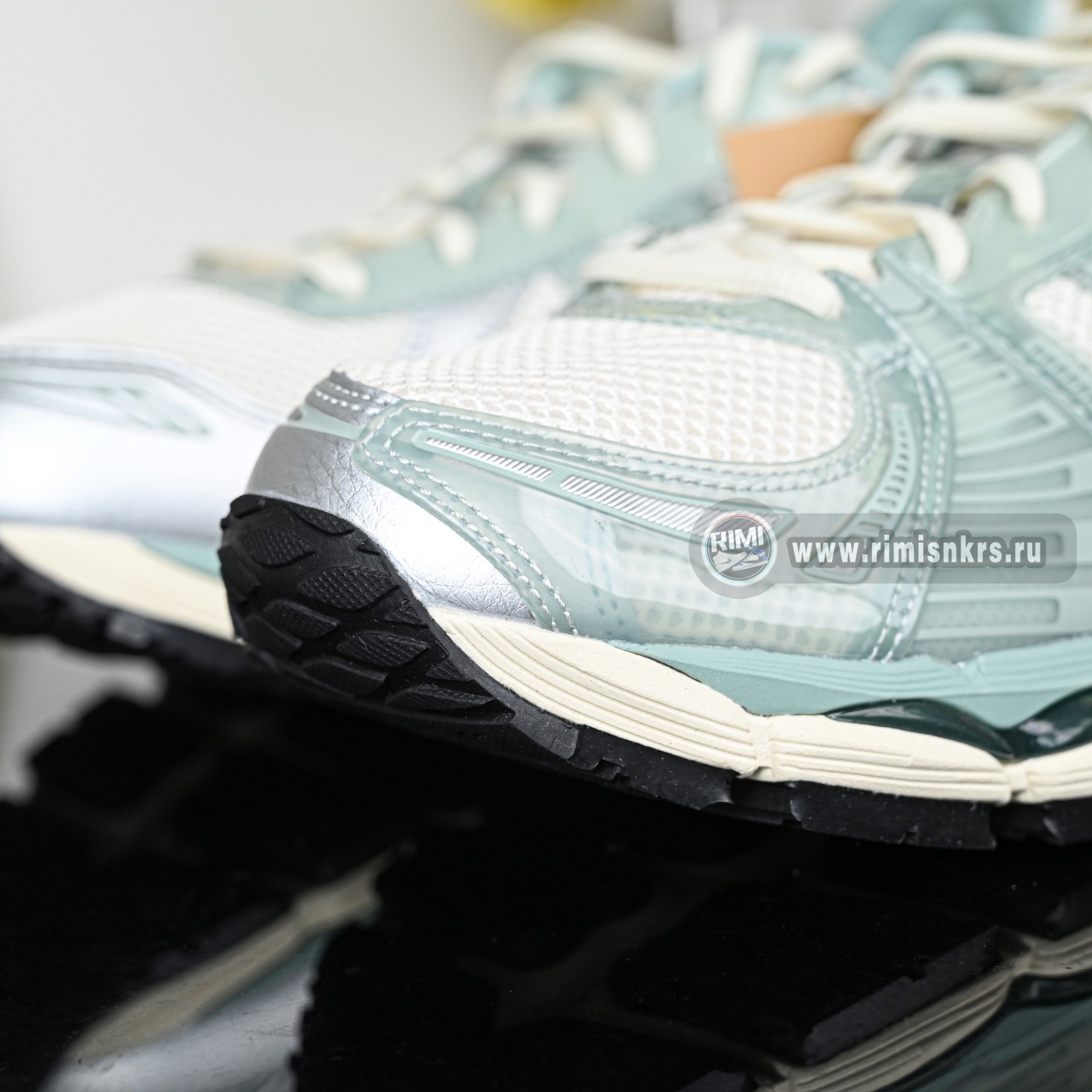 KITH x ASICS  GEL-Kayano  12.1 12.1 