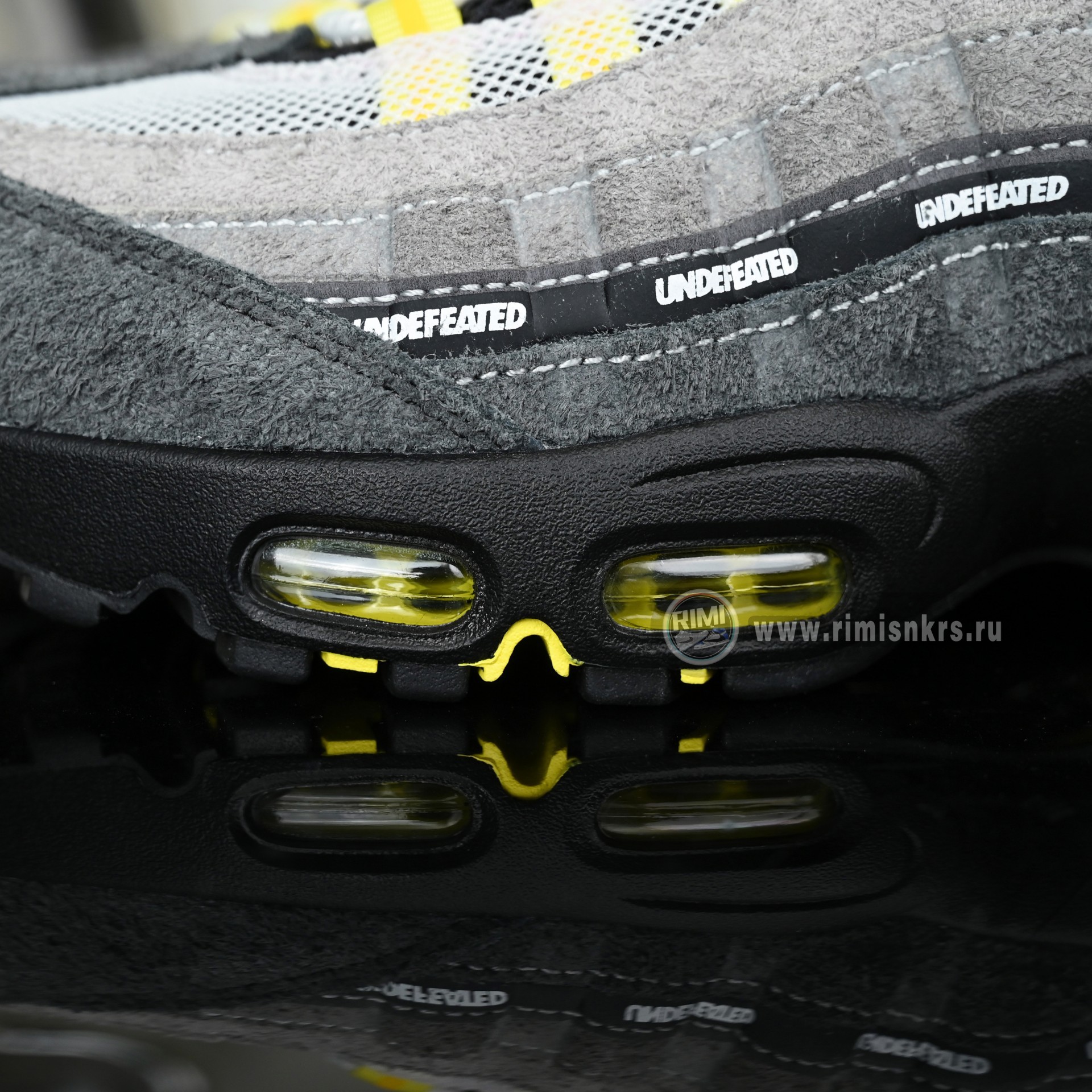 UNDEFEATED x Nike Air Max 95 SP  IB4523-002