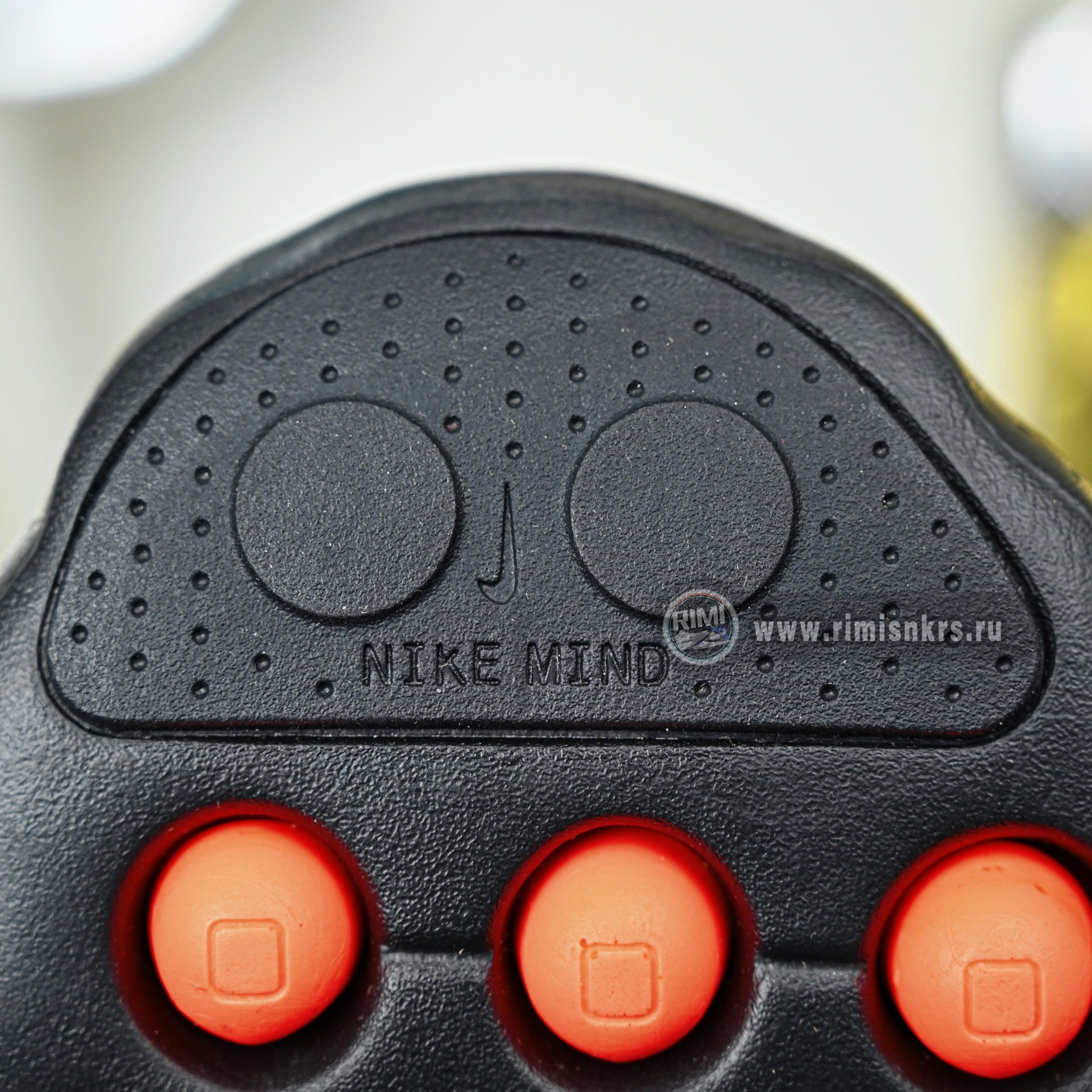 Nike Mind 002  HQ4308-001