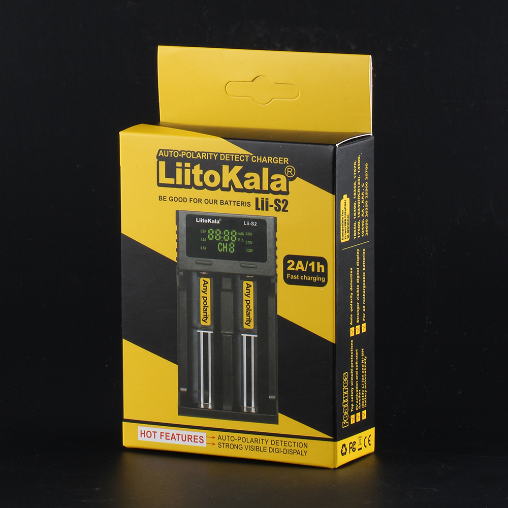 Liitokala Lii-S2 charger - Convoy flashlight