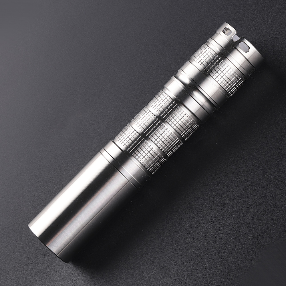 Convoy T3 review | small edc flashlight working with AA and