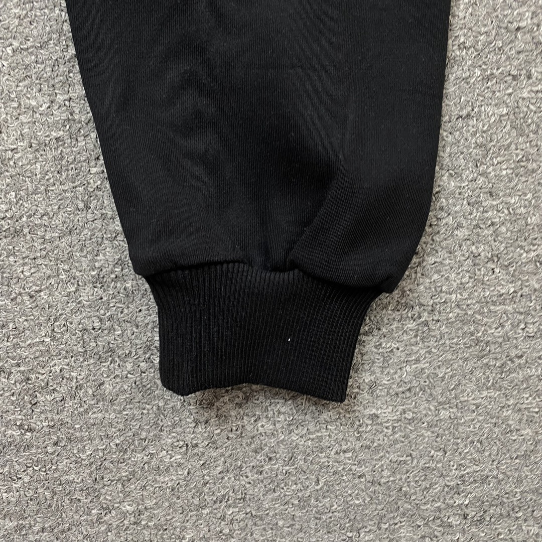 43_160 AMIRI Hoodie