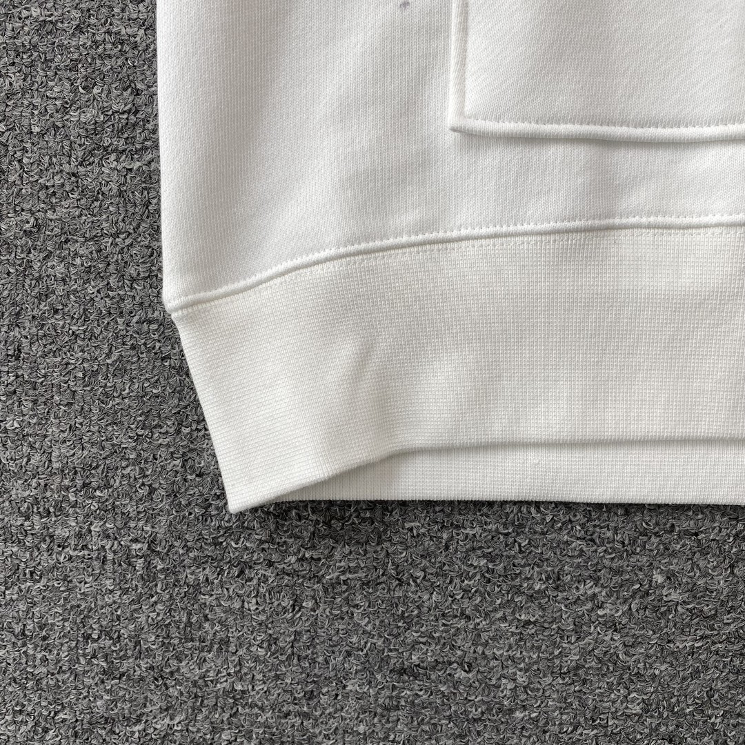 38_210 AMIRI Hoodie