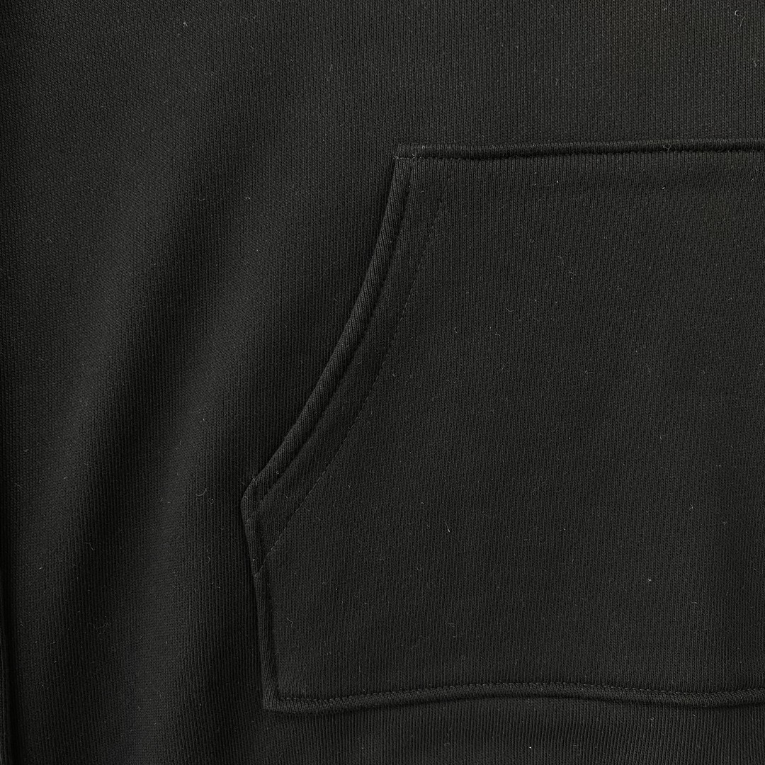 38_210 AMIRI Hoodie