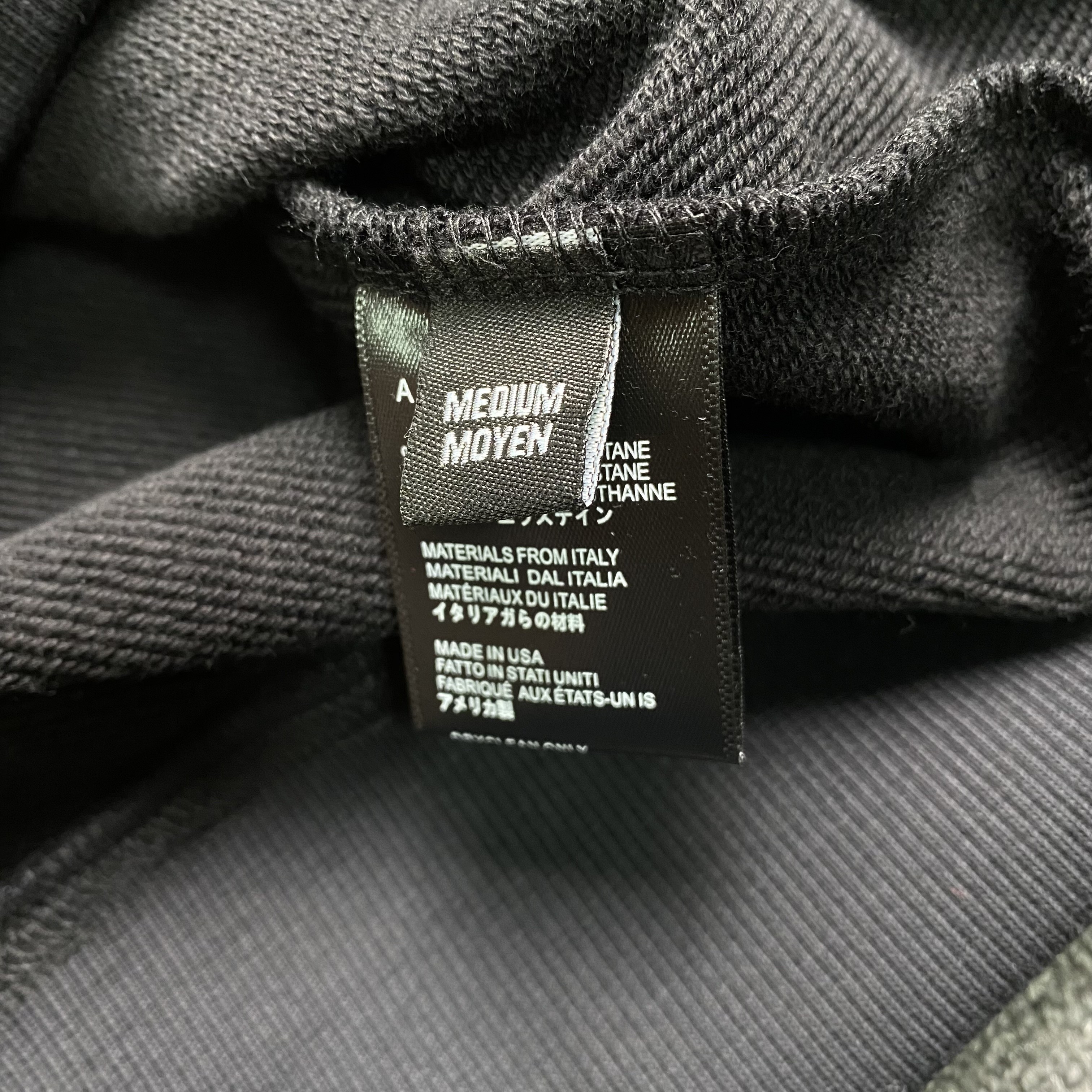 27_245 AMIRI Hoodie
