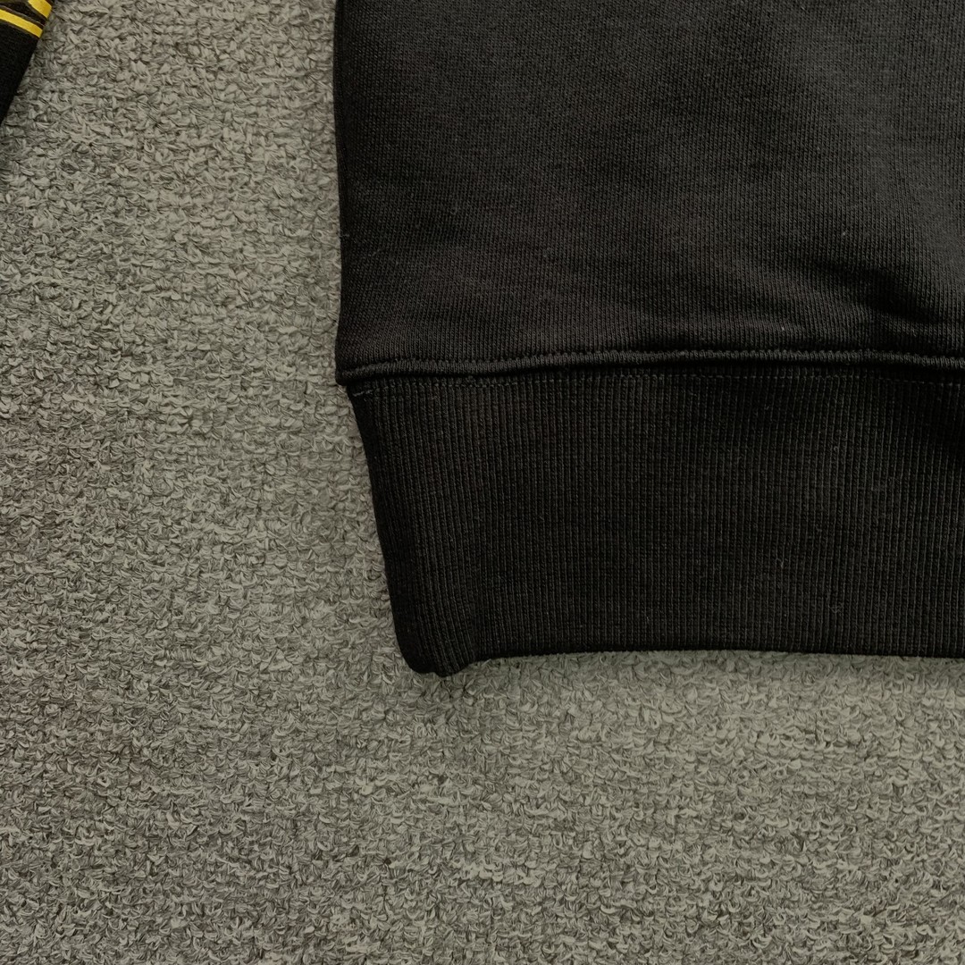 47_248 Amiri Hoodie