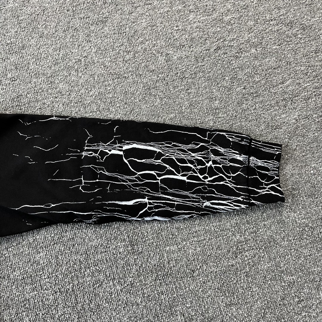 64_160 AMIRI Hoodie